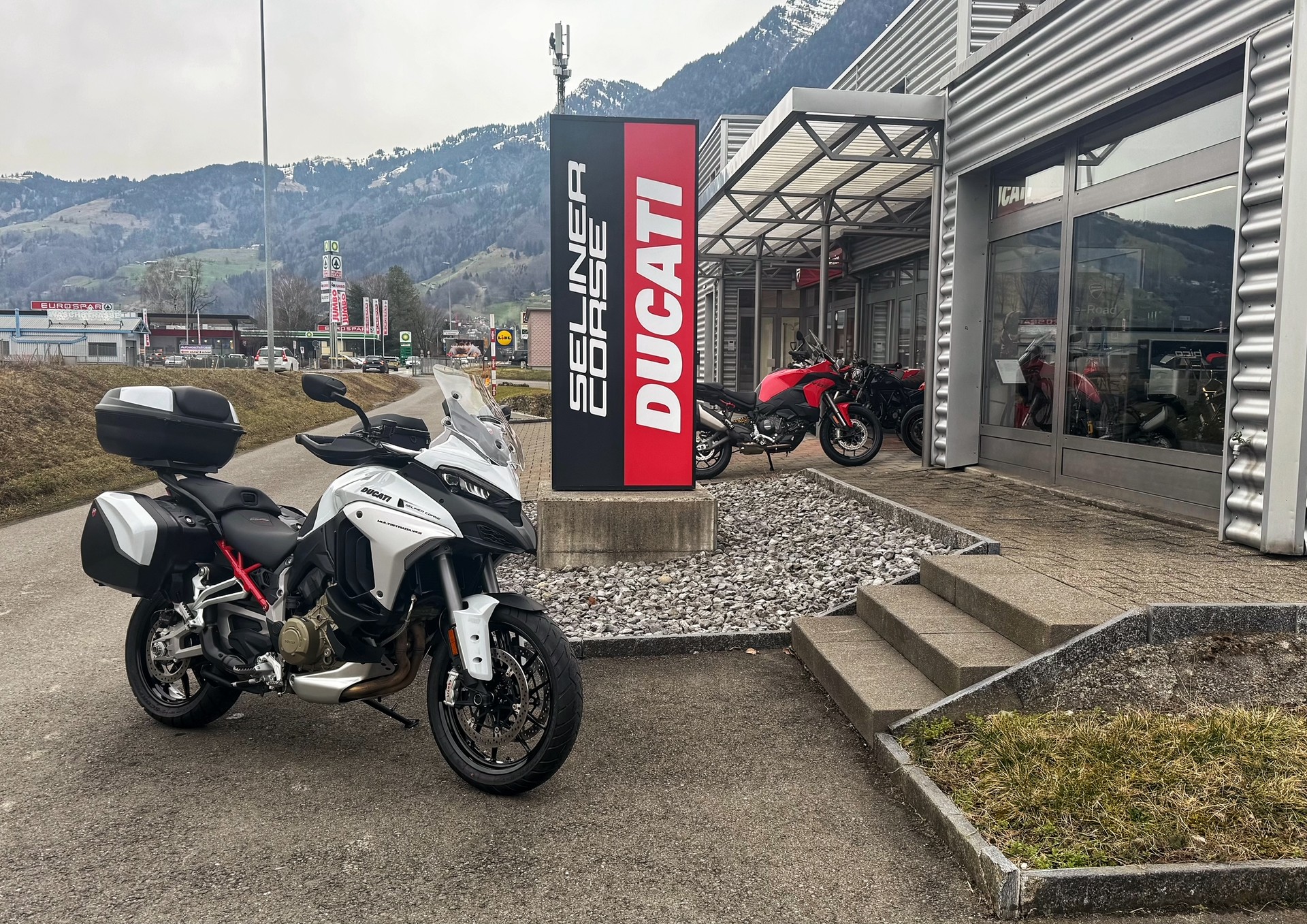 DUCATI Multistrada V4 S Travel & Radar