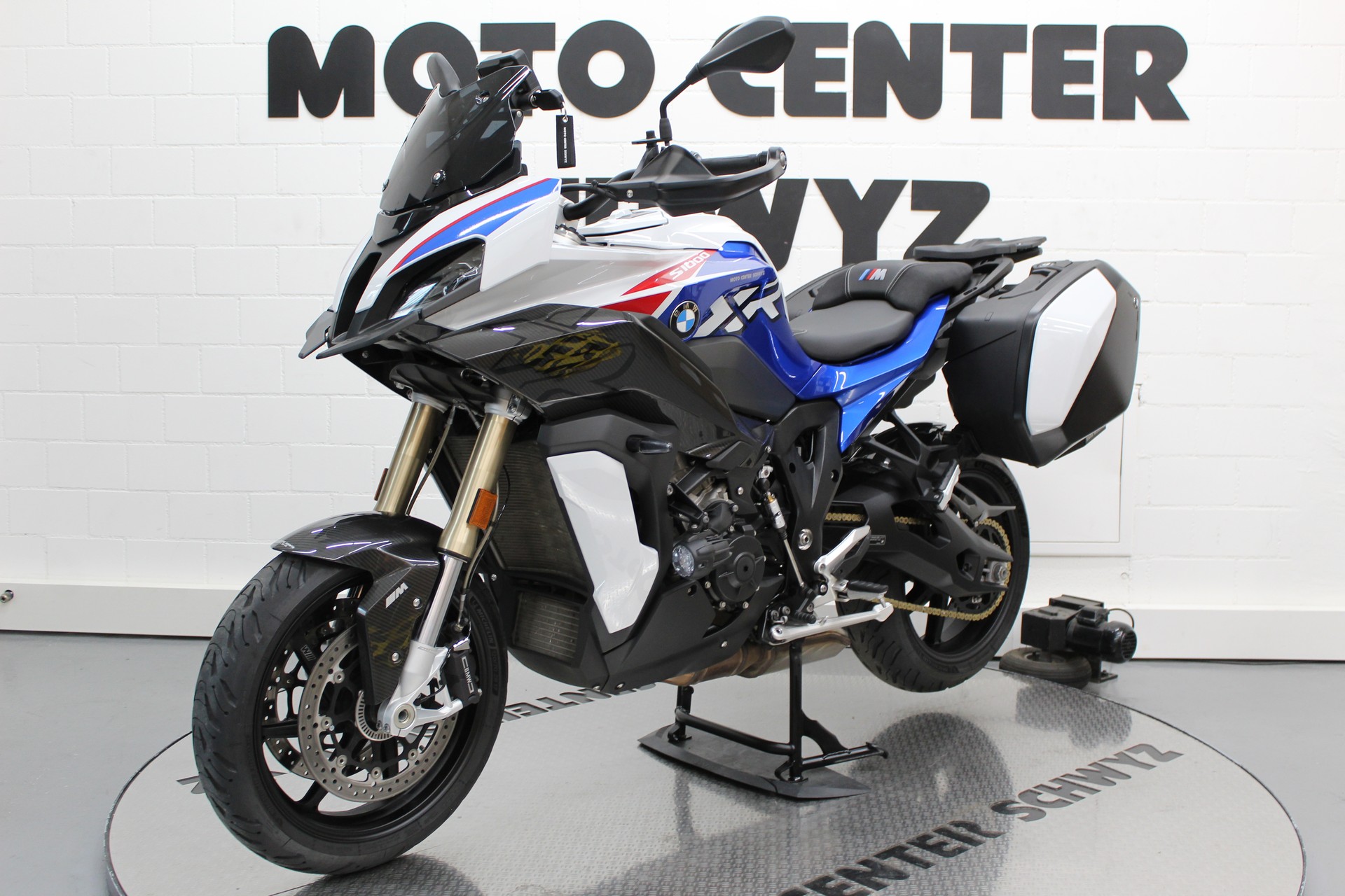 BMW S 1000 XR ABS-showroom-element-3