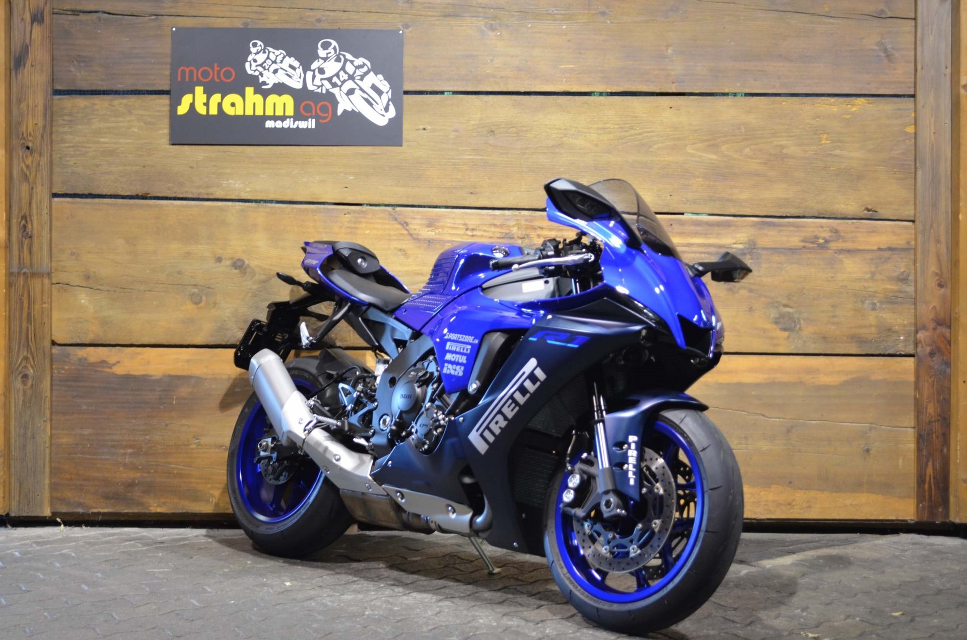 YAMAHA YZF-R1 ABS