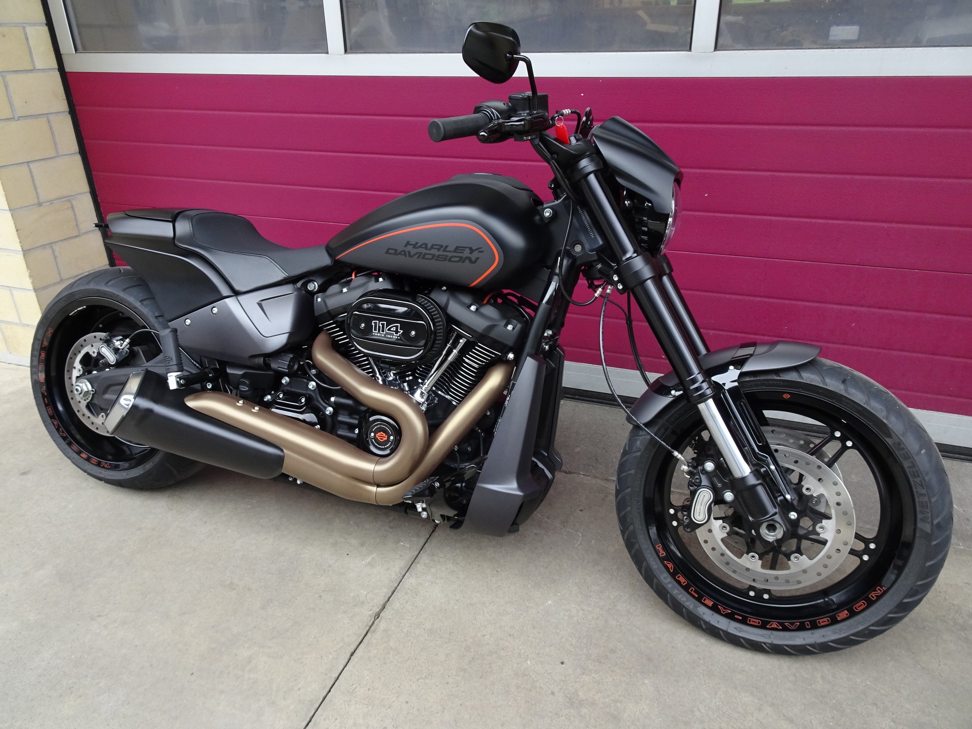 HARLEY-DAVIDSON FXDRS 114 ABS-showroom-element-2
