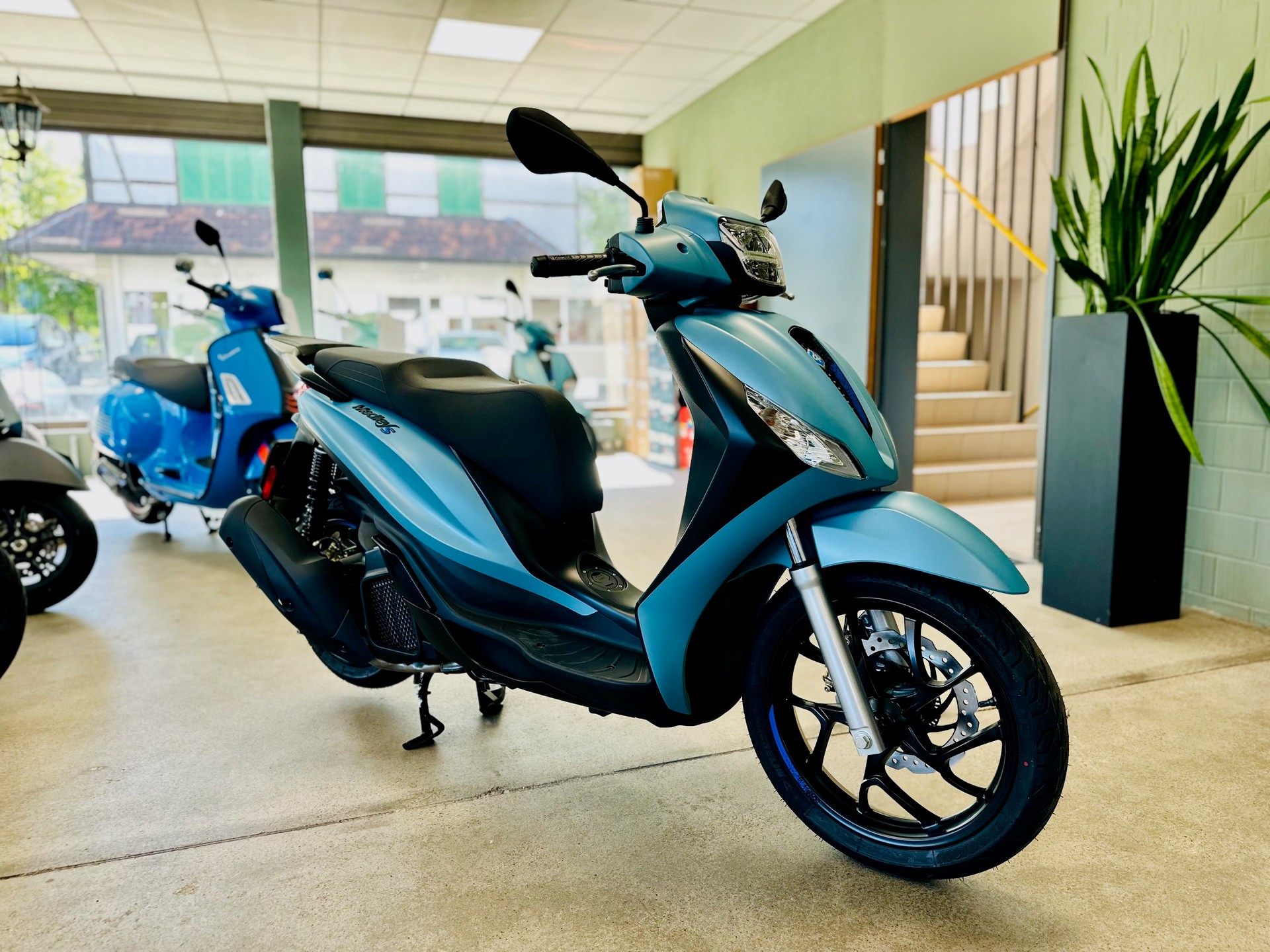 PIAGGIO Medley 125 Sport E5+-image-1