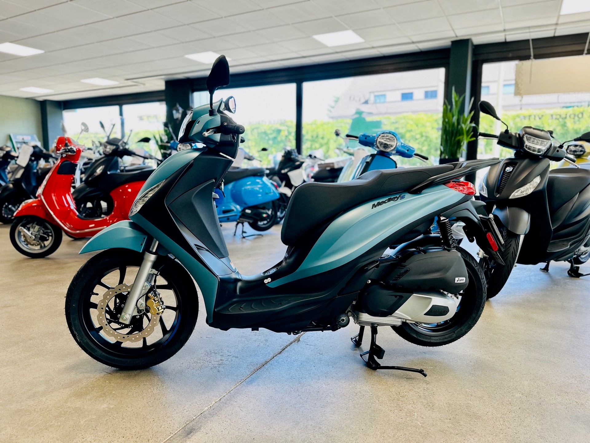PIAGGIO Medley 125 Sport E5+-image-4
