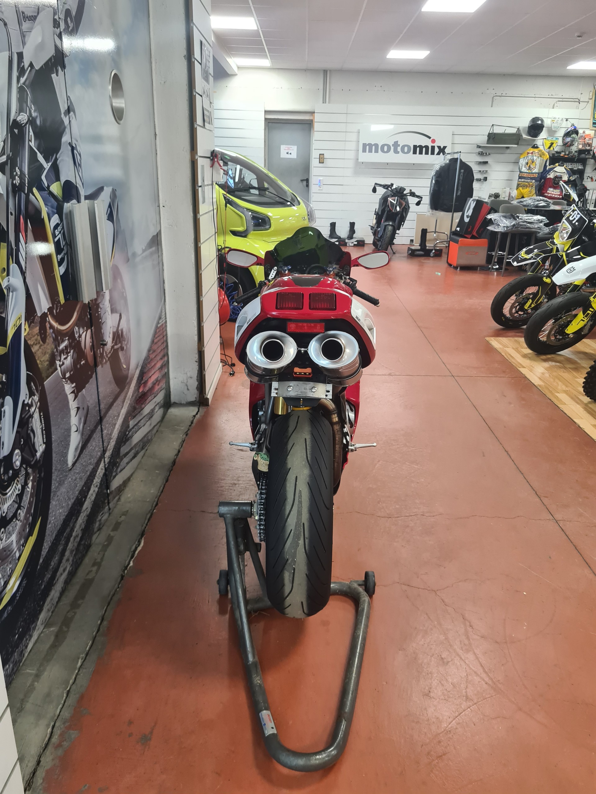 DUCATI 998 S-showroom-element-3