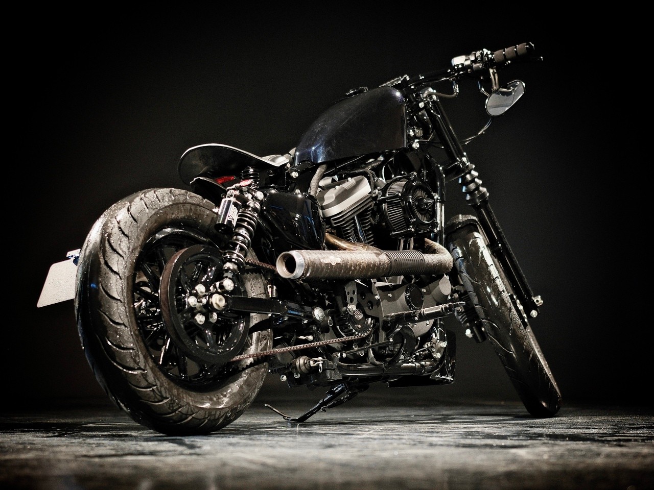 HARLEY-DAVIDSON XL 883 N Sportster Iron-showroom-element-2