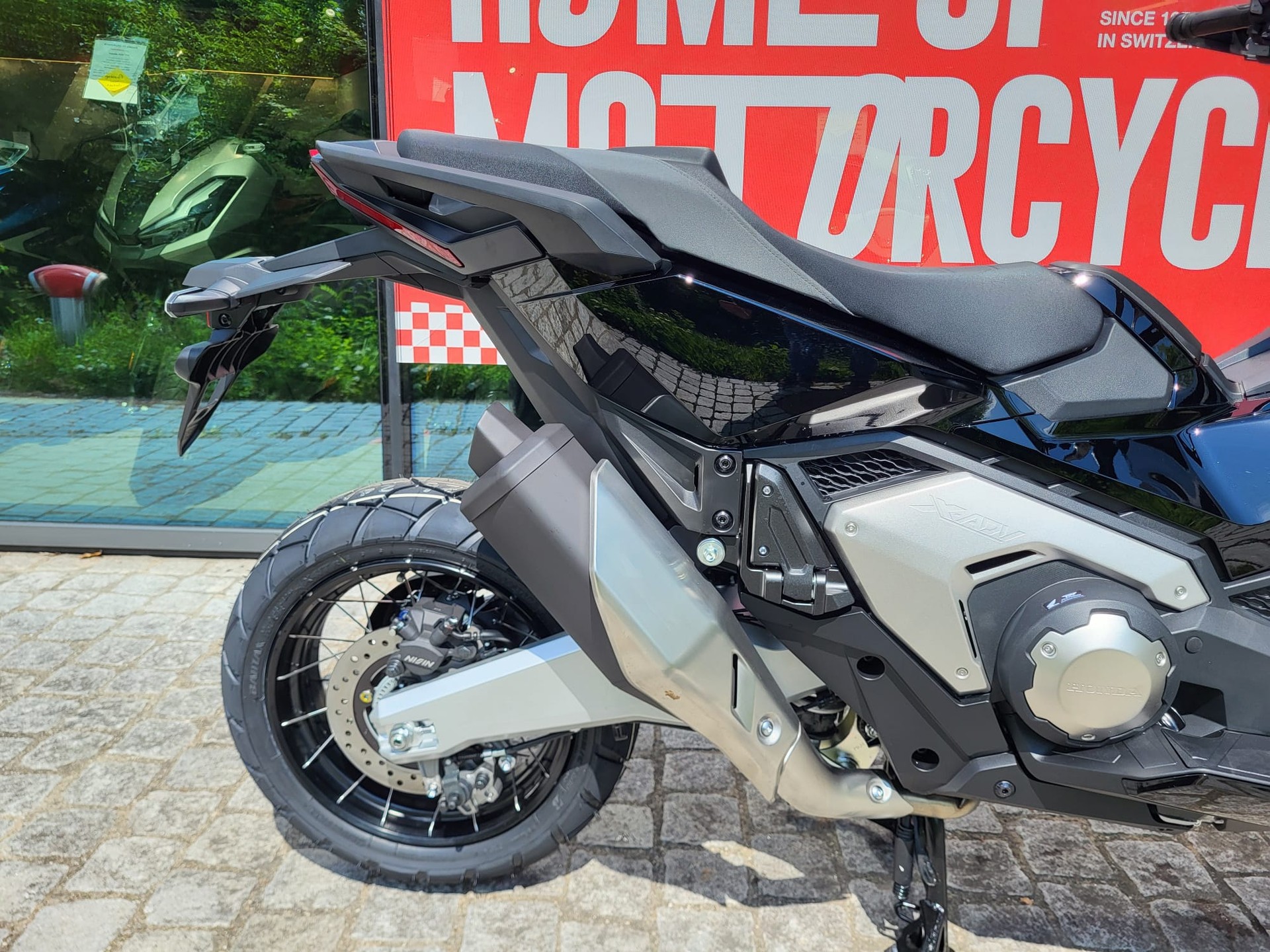 HONDA X-ADV 750 Modell 2025-showroom-element-2