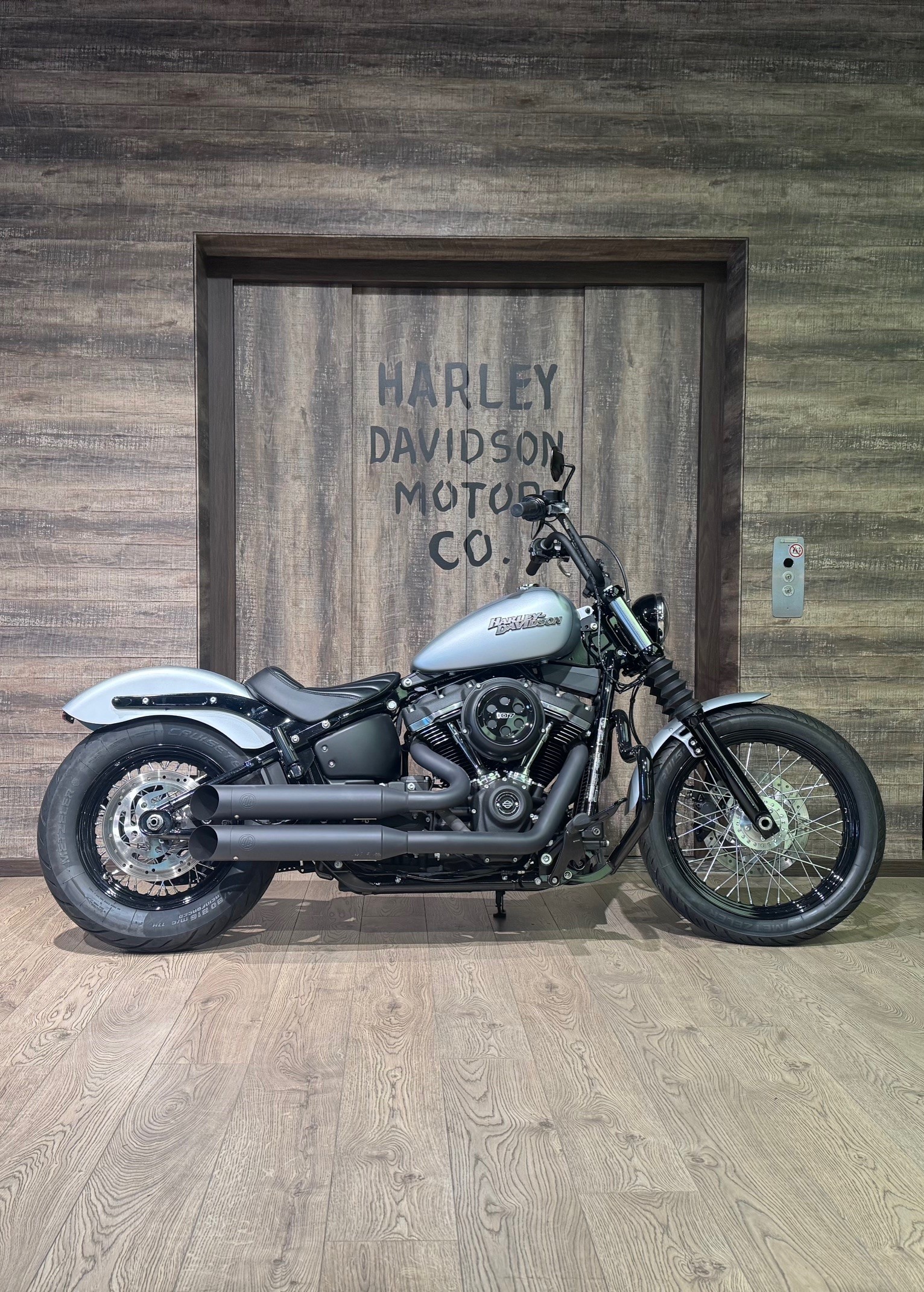 HARLEY-DAVIDSON FXBB Street Bob
