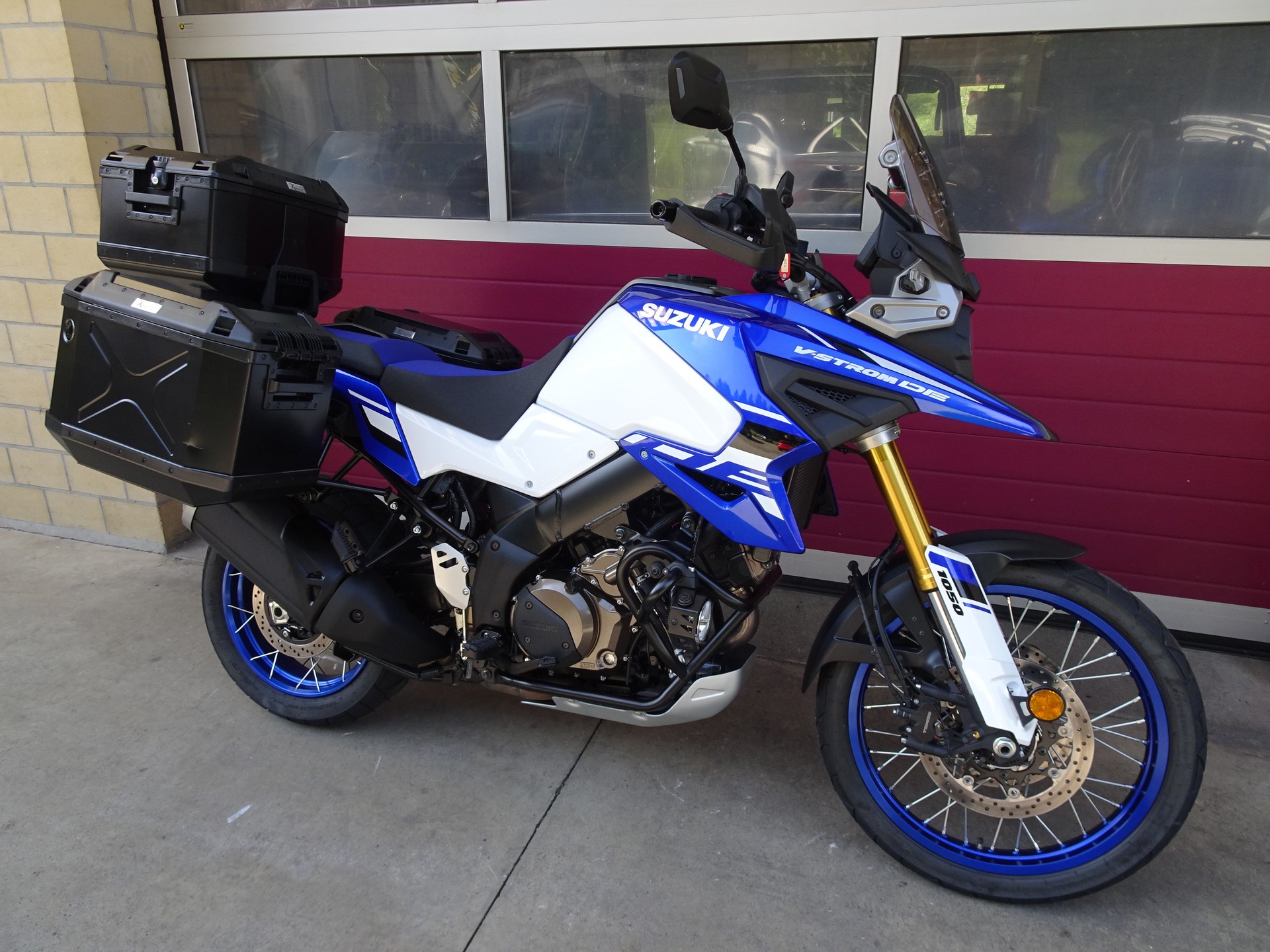 SUZUKI DL 1050 DE Xtreme-showroom-element-2