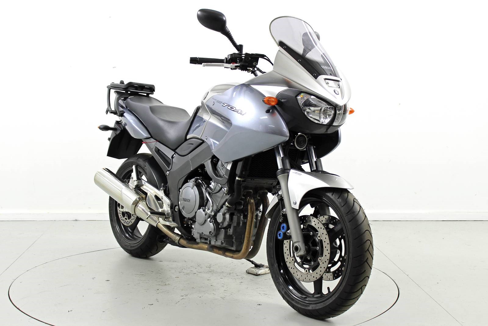 YAMAHA TDM 900 ABS-showroom-element-1