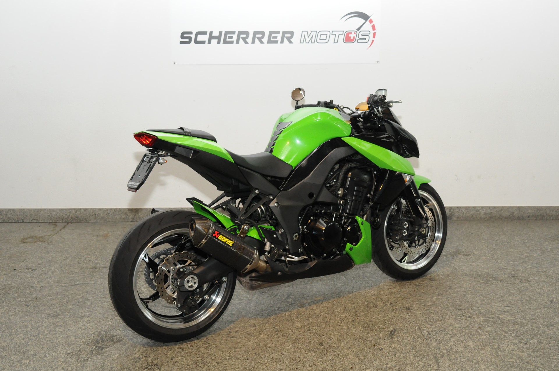 KAWASAKI Z 1000 ABS-showroom-element-2