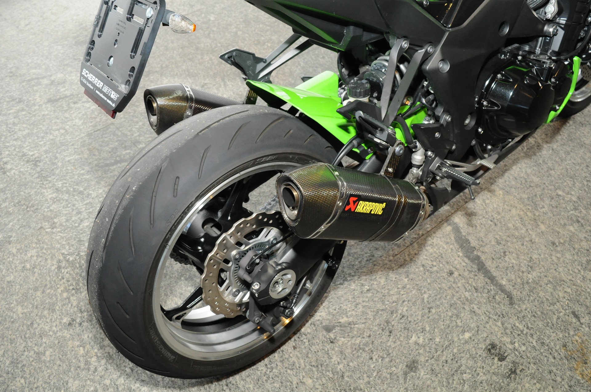 KAWASAKI Z 1000 ABS-showroom-element-3