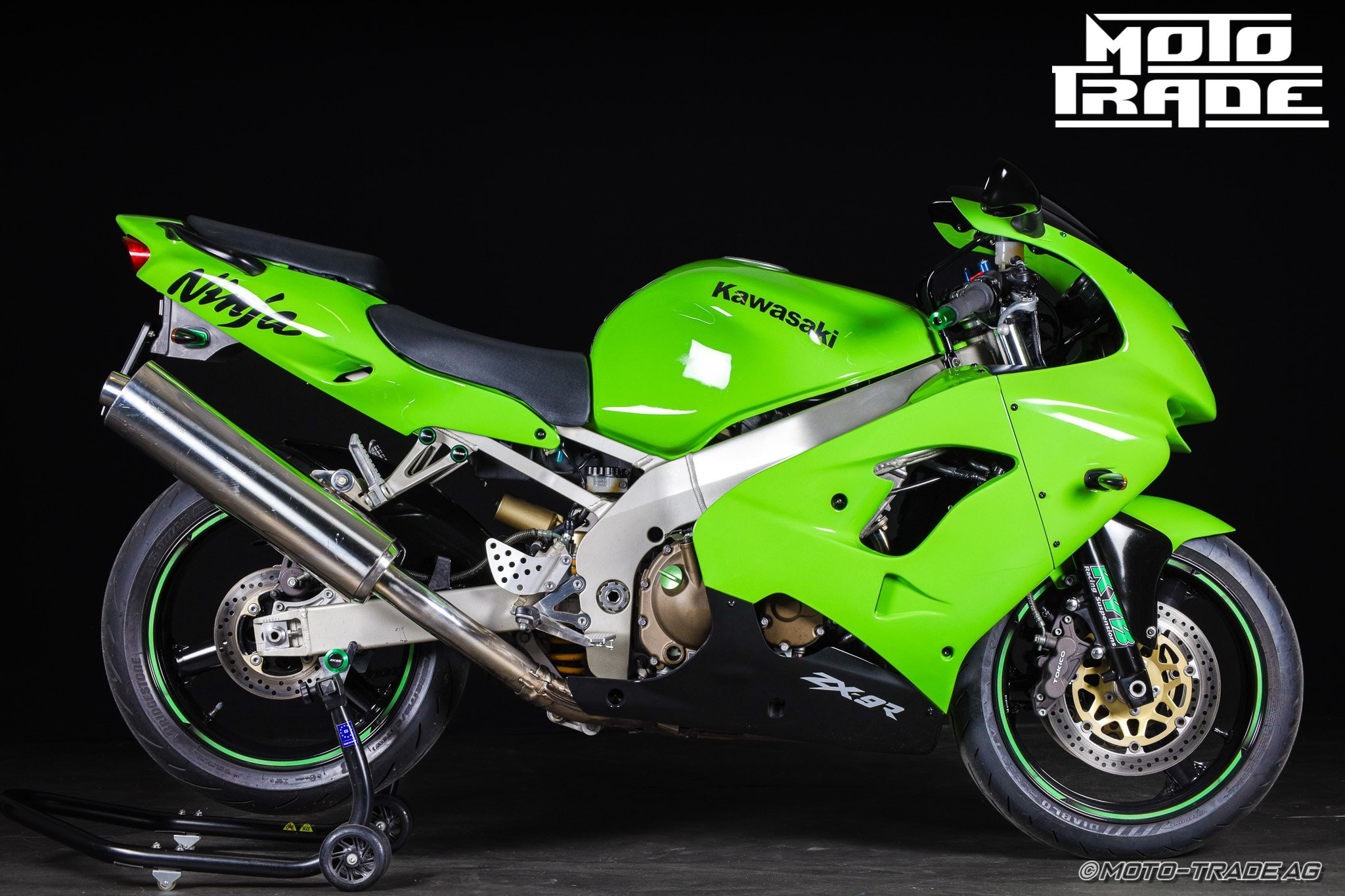 ないん ビモータ新型「KB998 Rimini」が500台生産へ！ SBKレーサーの