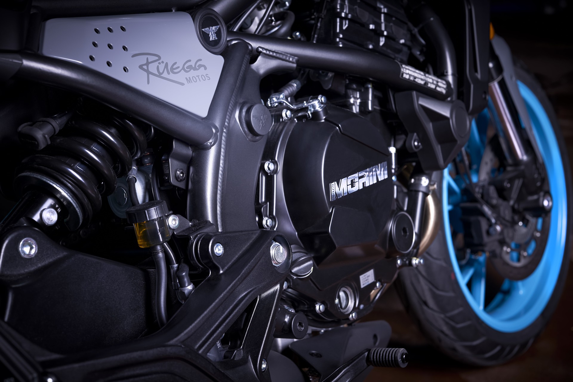 MOTO MORINI Seiemmezzo STR-showroom-element-3