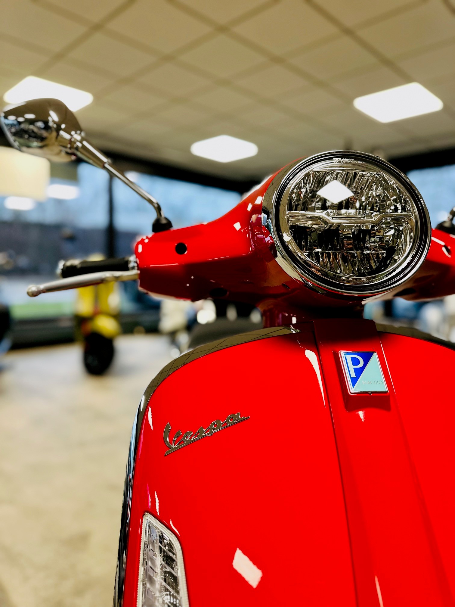PIAGGIO Vespa GTS 125 Super RST Euro 5+-image-5