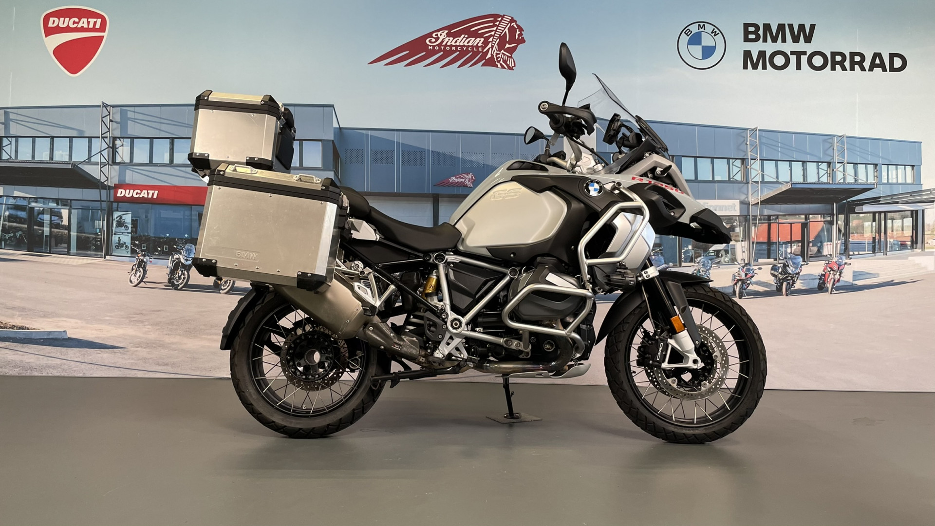 BMW R 1250 GS Adventure avec bagagerie-image-5