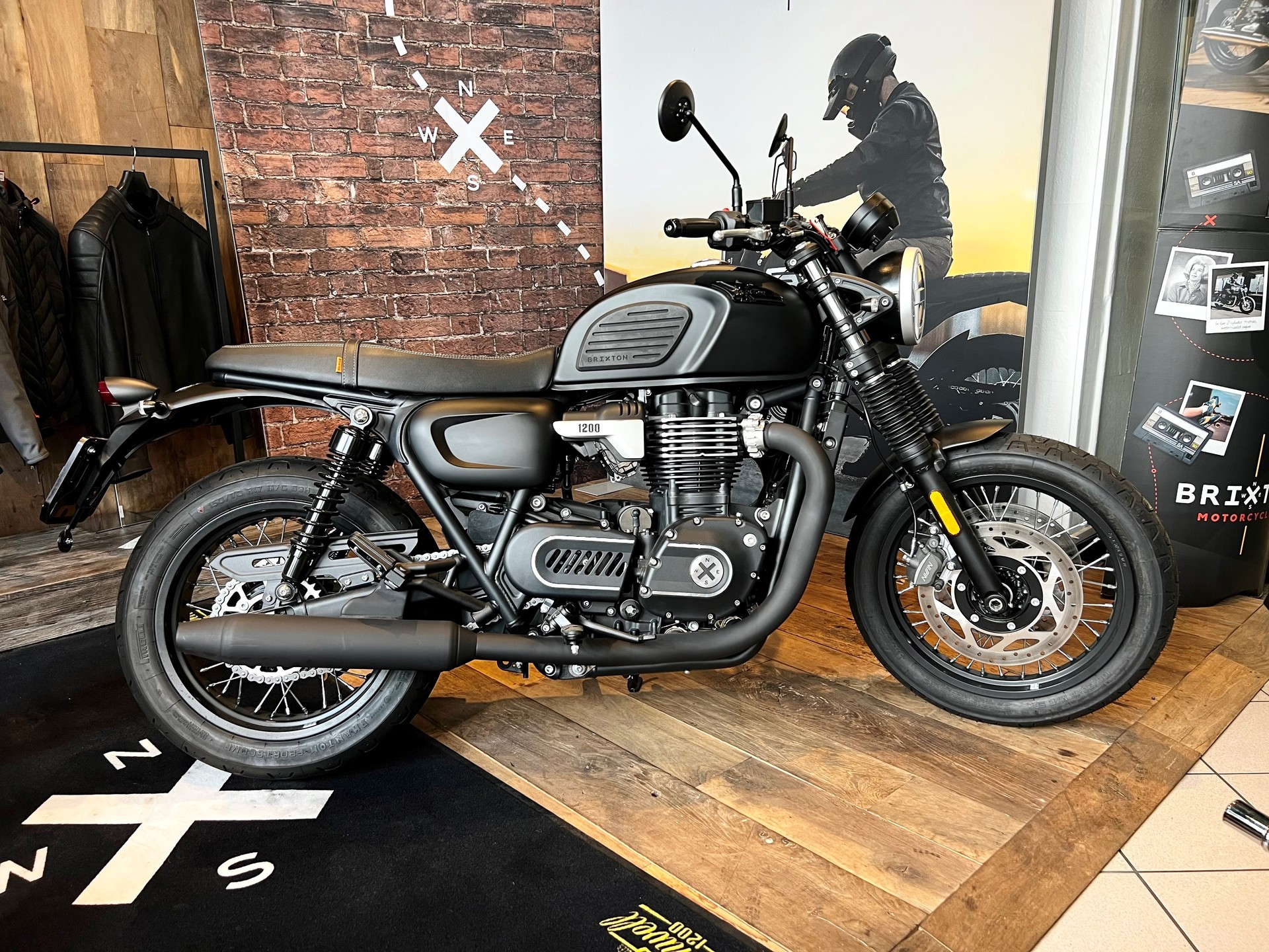 BRIXTON Cromwell 1200