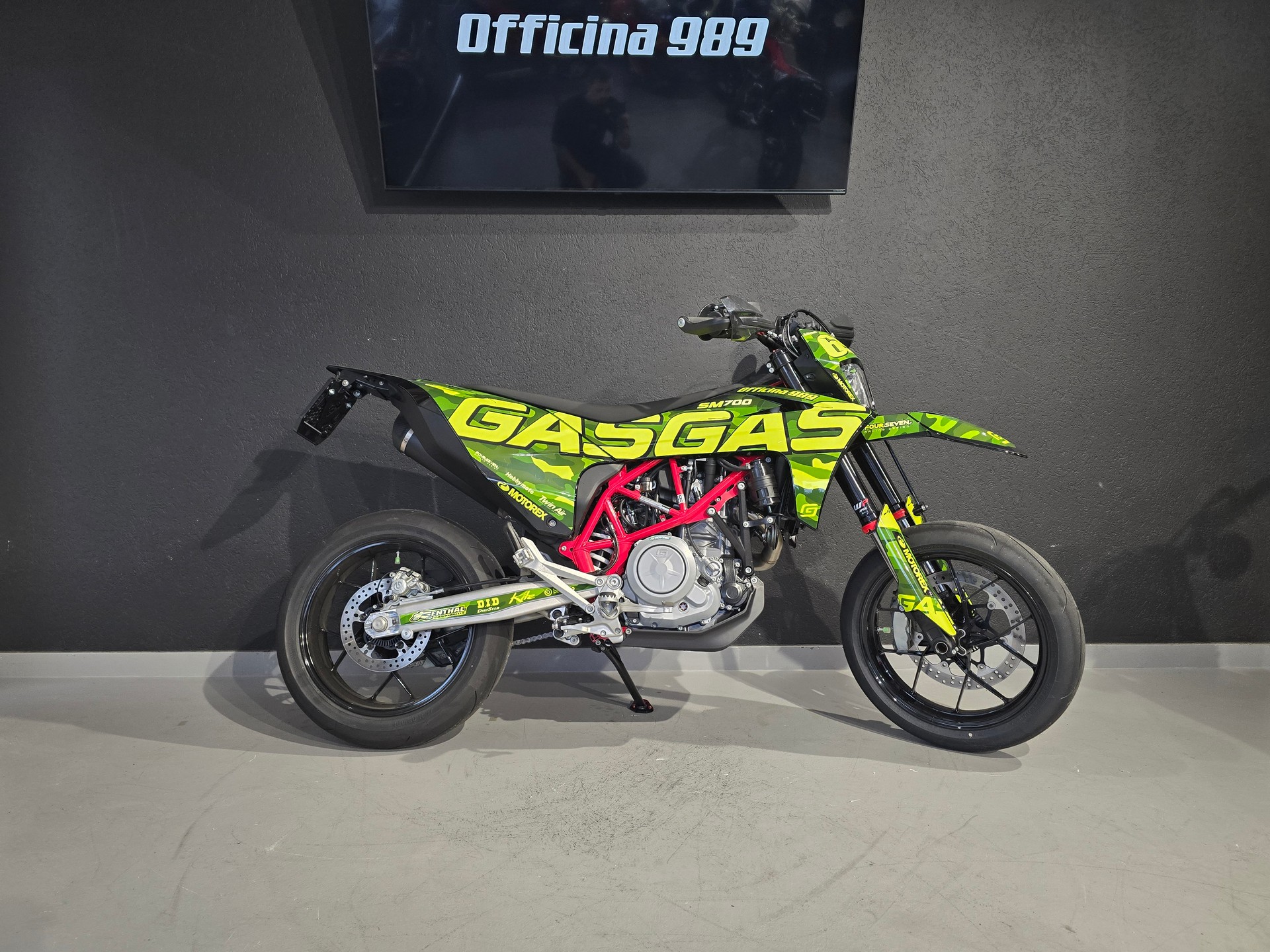 GASGAS SM 700 Supermoto-image-6