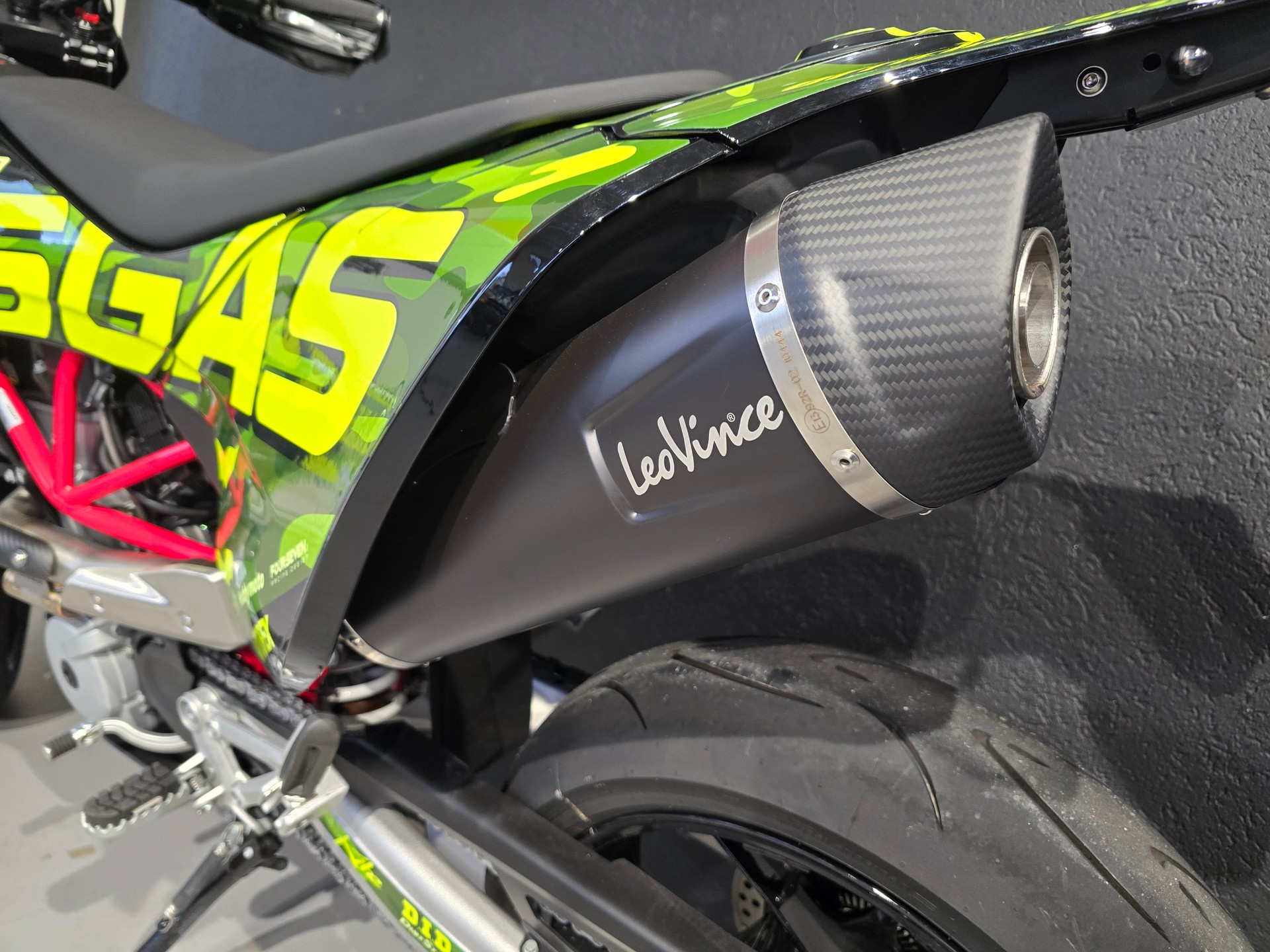 GASGAS SM 700 Supermoto-image-12