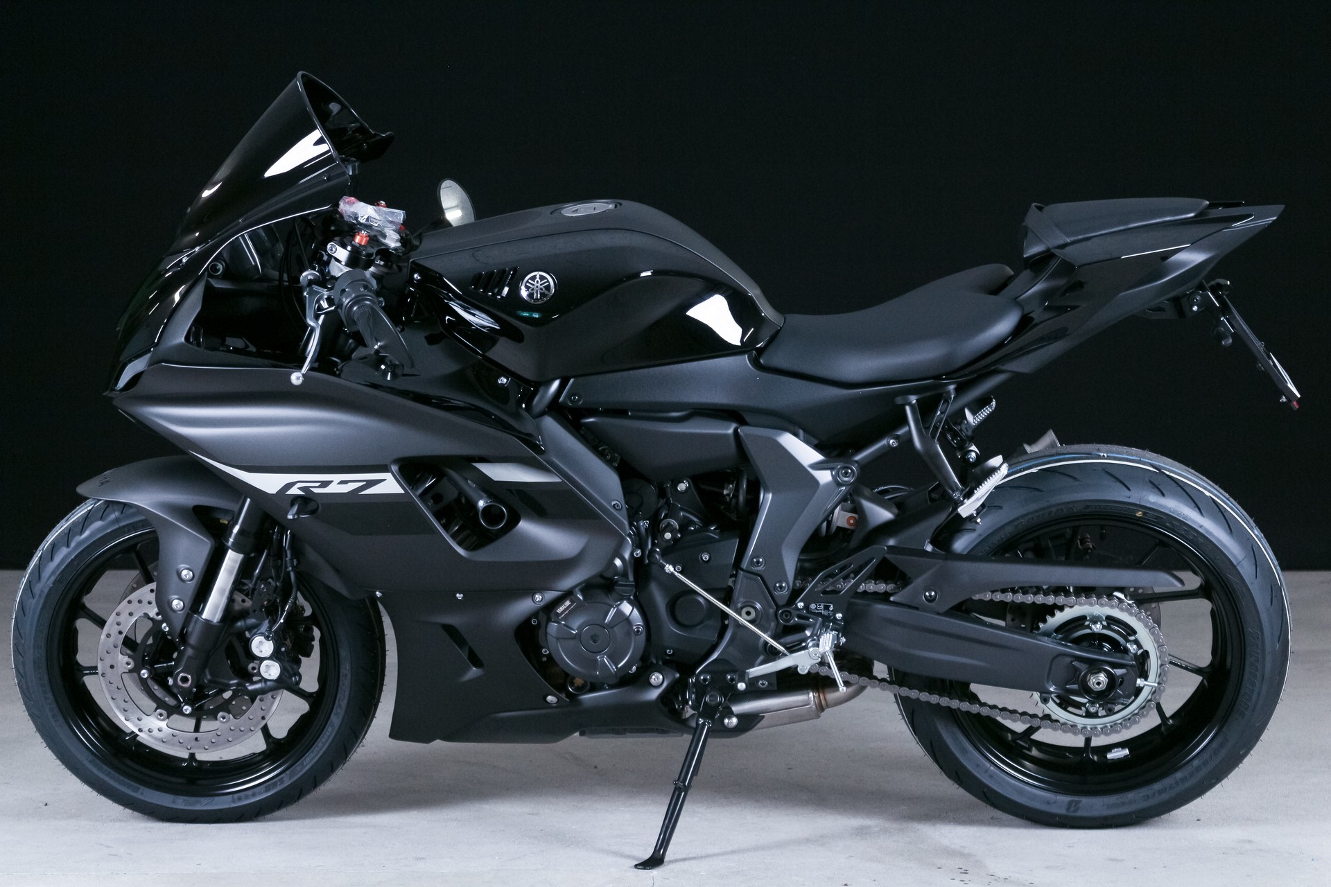 YAMAHA YZF-R7 (35kW)-image-4