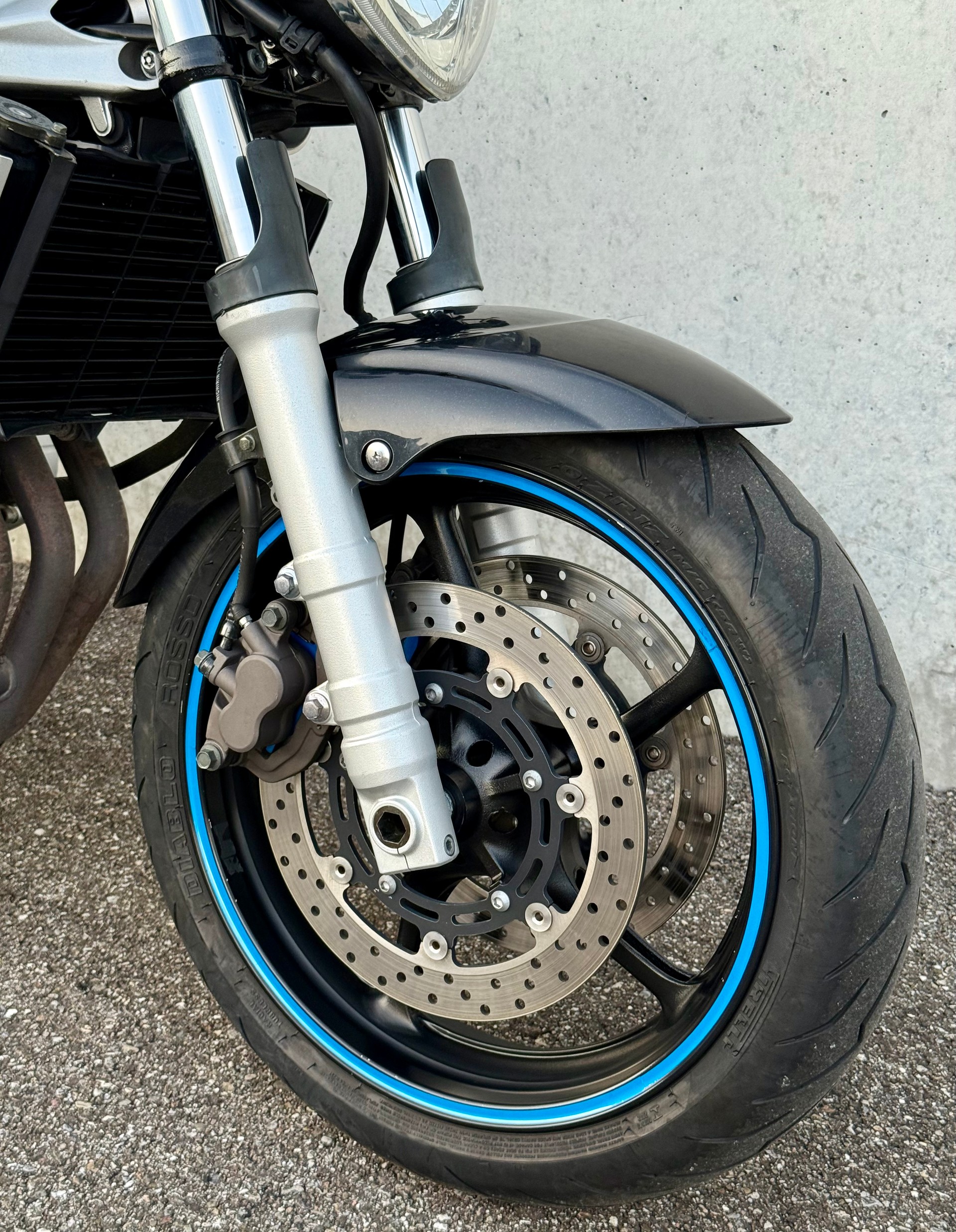 YAMAHA FZ6 S Fazer 600 LeoVince-image-1