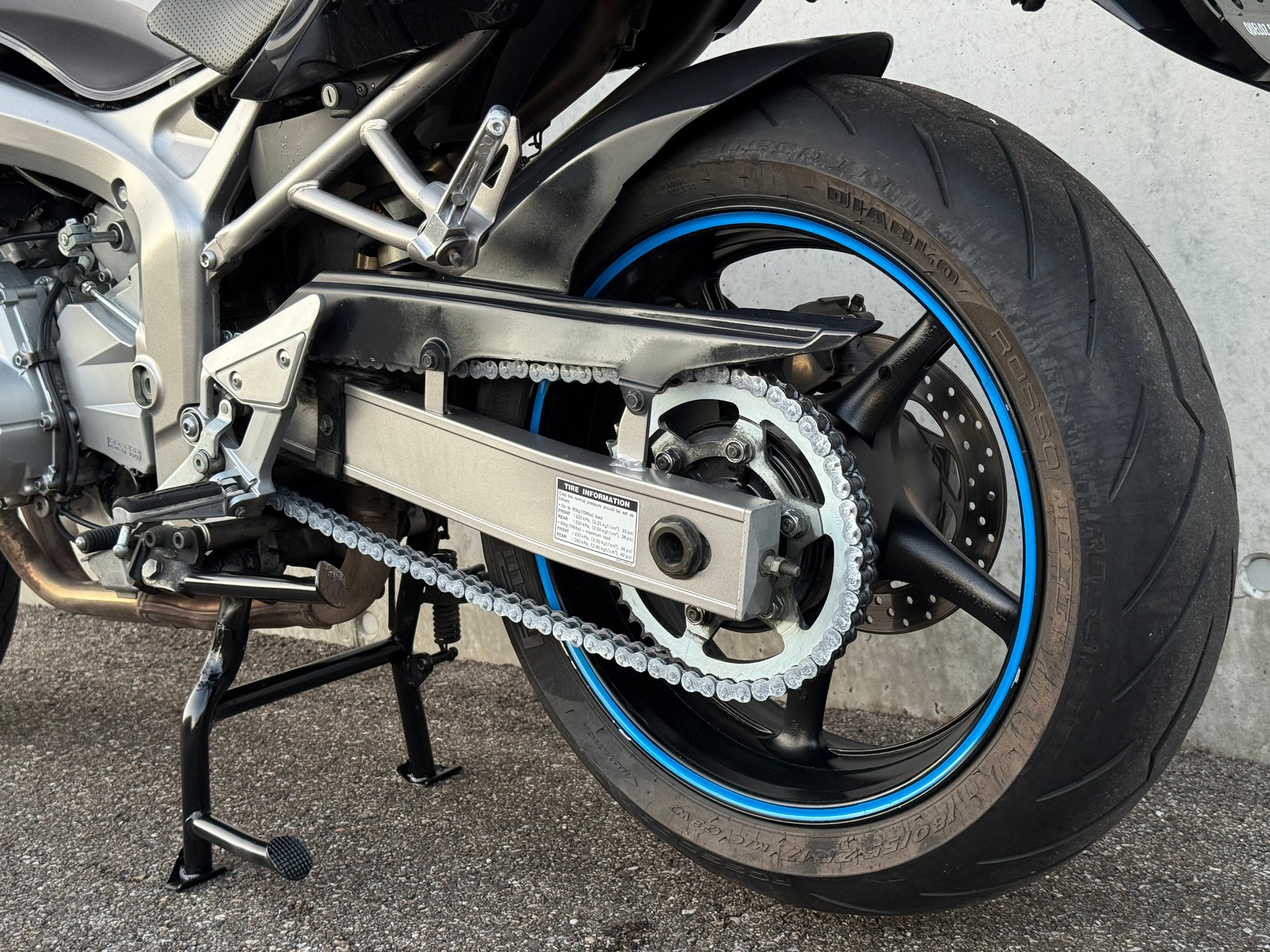 YAMAHA FZ6 S Fazer 600 LeoVince-image-13