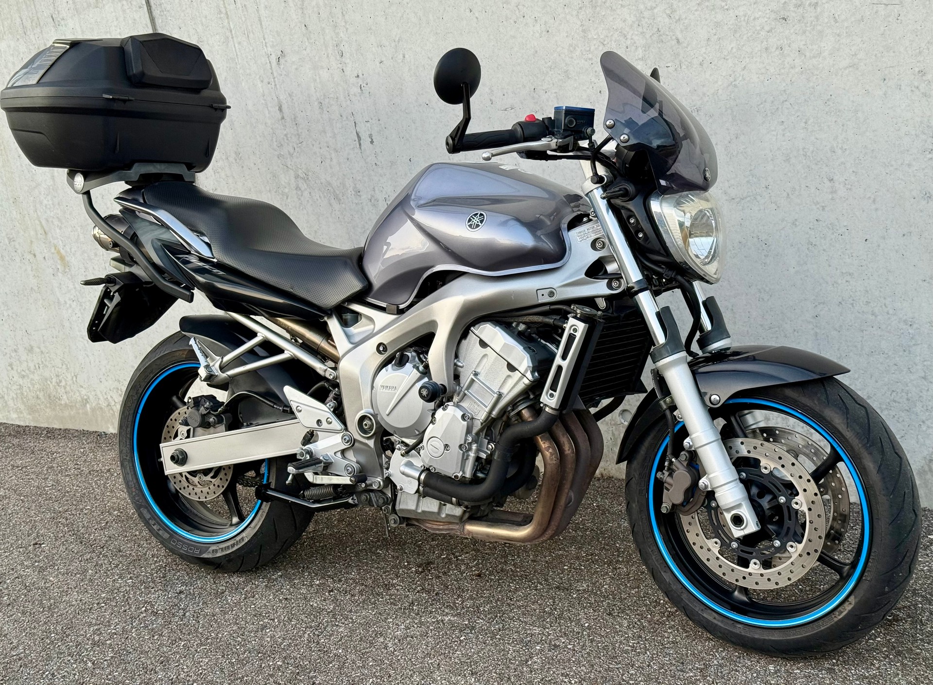 YAMAHA FZ6 S Fazer 600 LeoVince-image-0