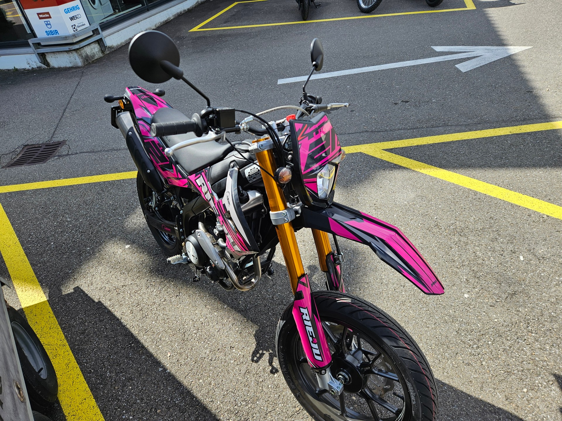 RIEJU 125ccm-showroom-element-2
