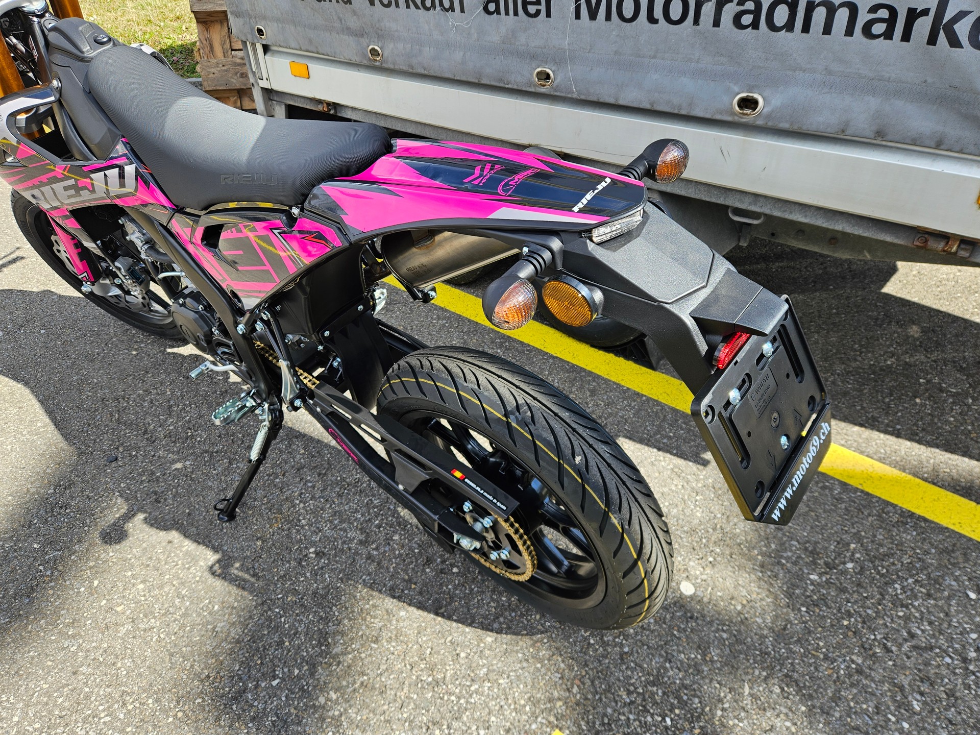 RIEJU 125ccm-showroom-element-3