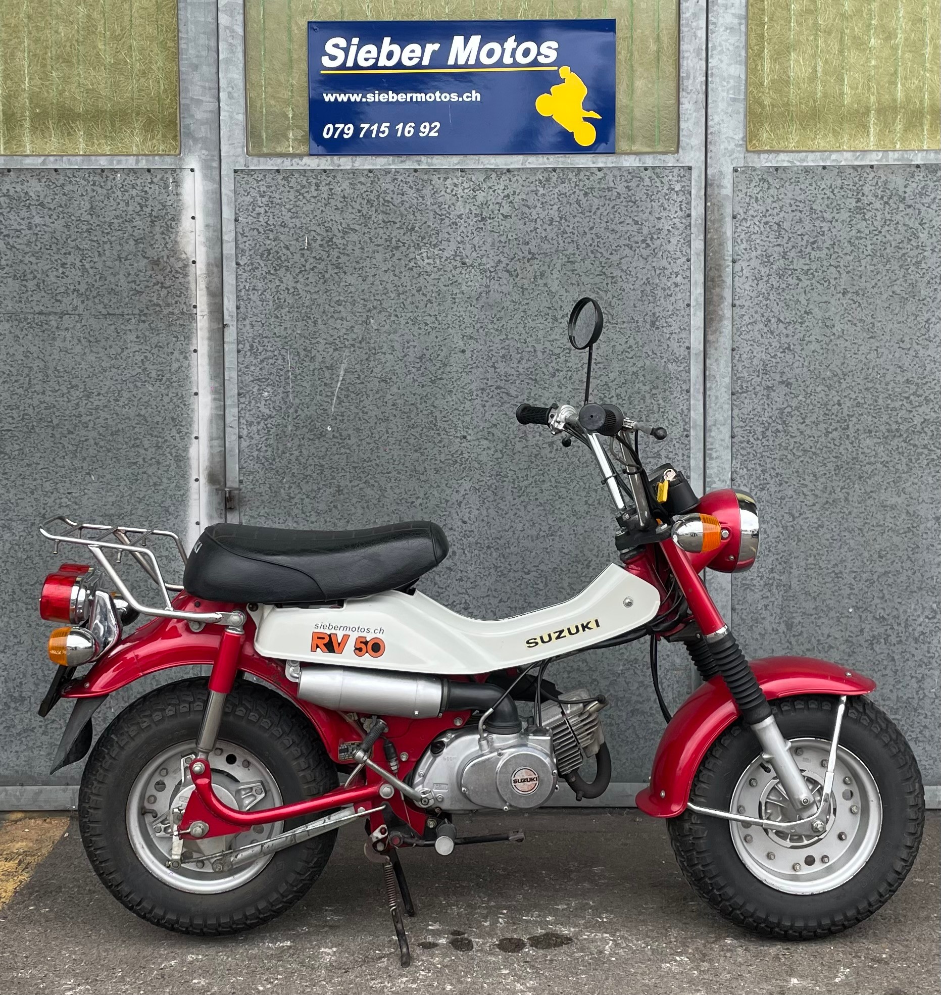 SUZUKI RV50