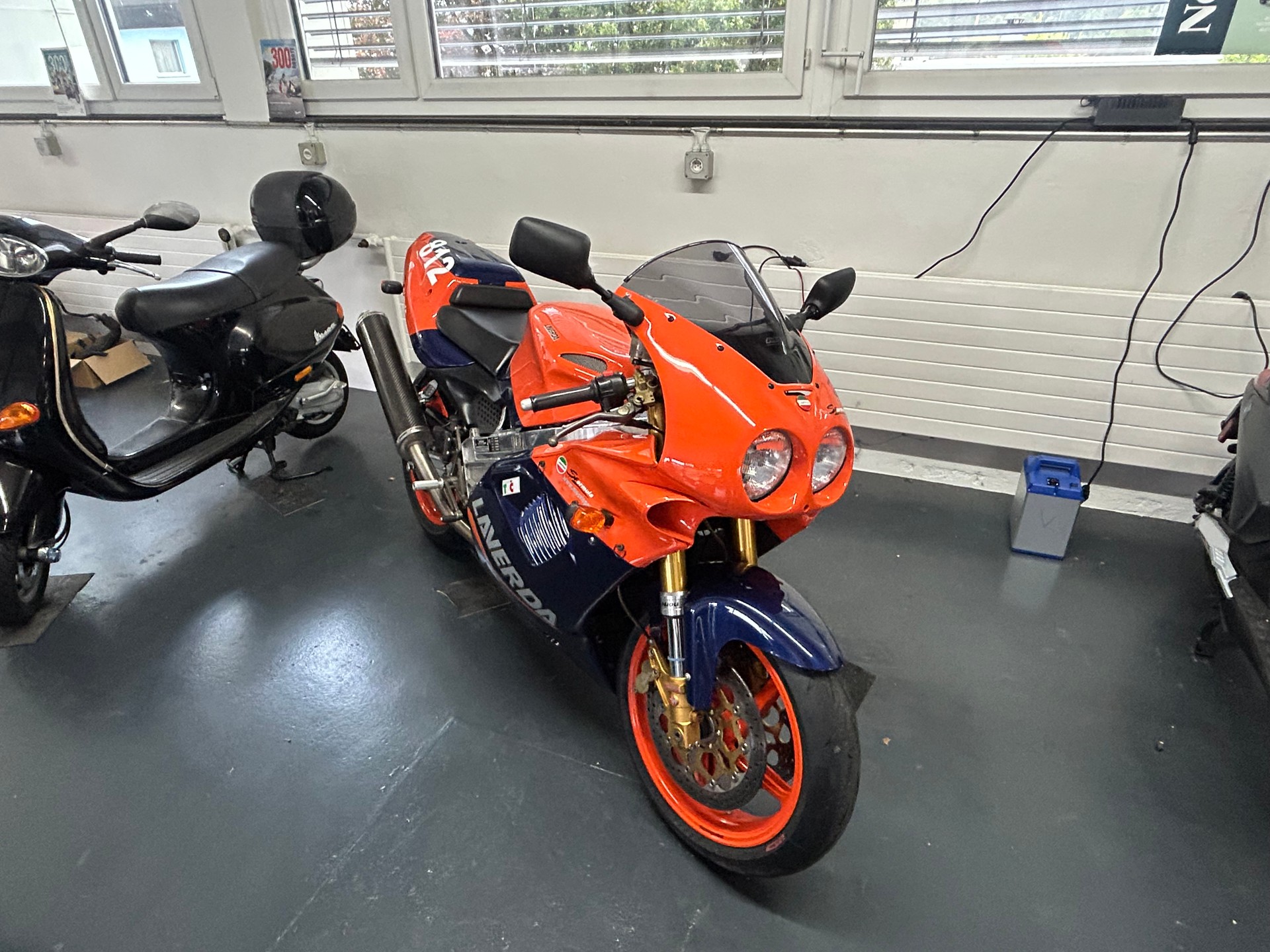 LAVERDA 750 S Formula I.E.-showroom-element-2