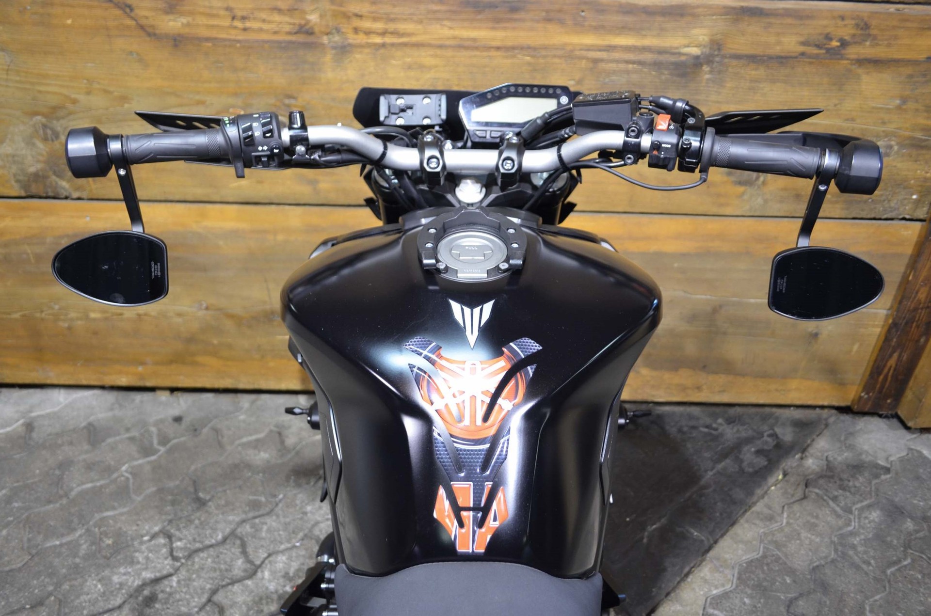 YAMAHA MT-09 ABS 17-image-2