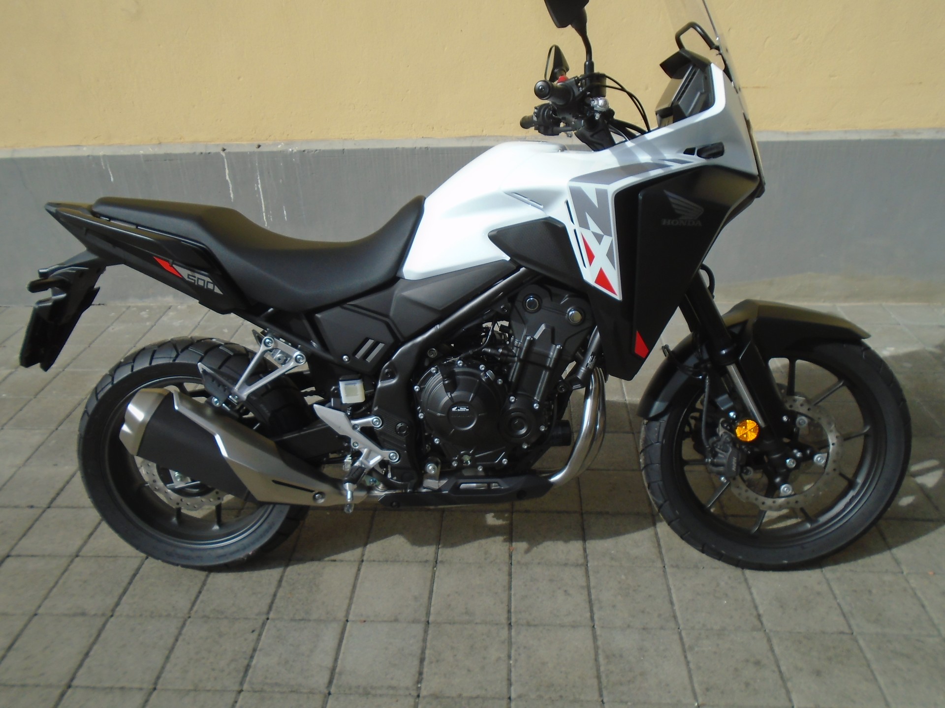 HONDA NX 500-image-0