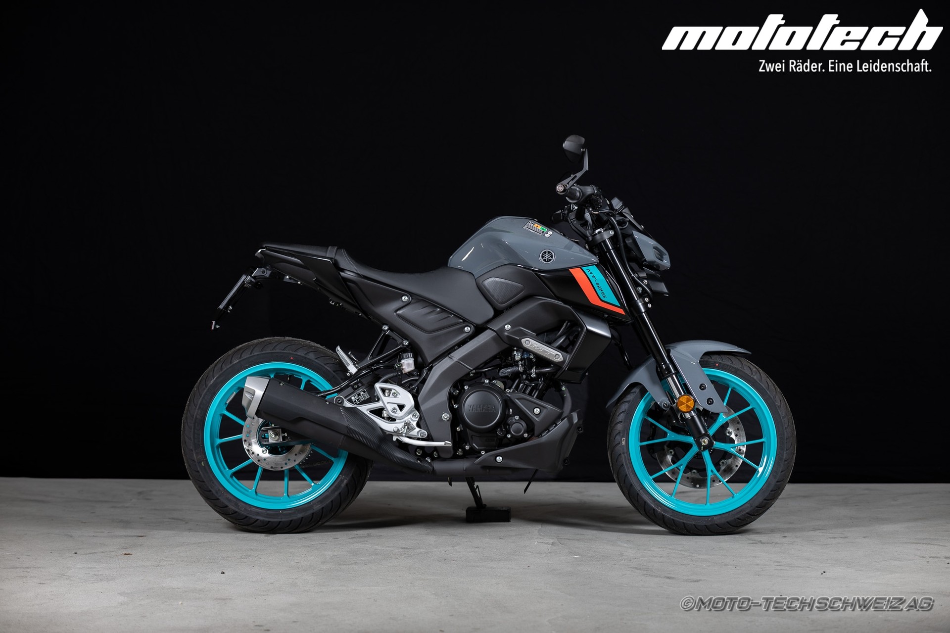 YAMAHA MT-125 ABS-showroom-element-1