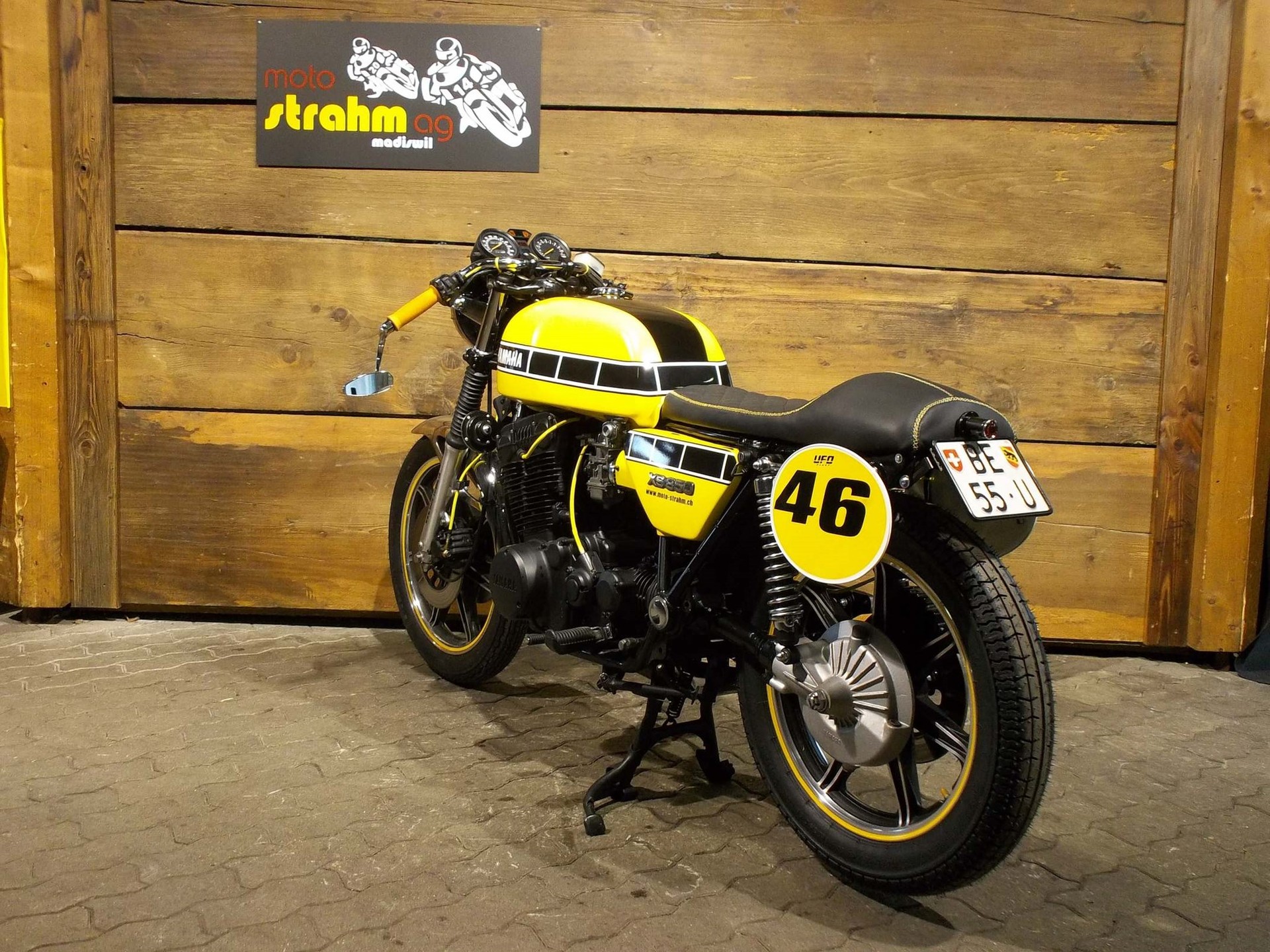 YAMAHA XS 850 4E2-showroom-element-3