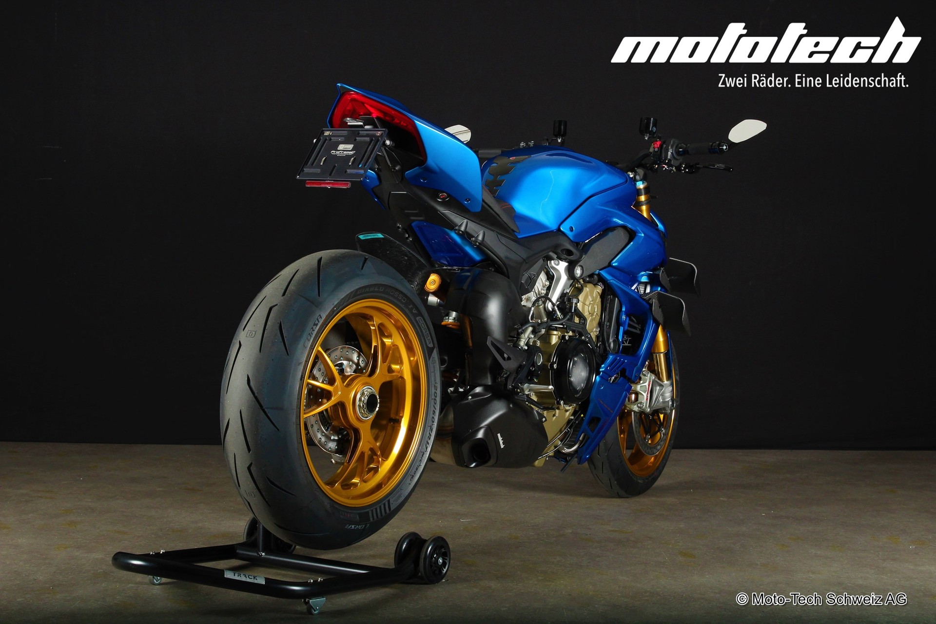 DUCATI Streetfighter V4 S-image-2
