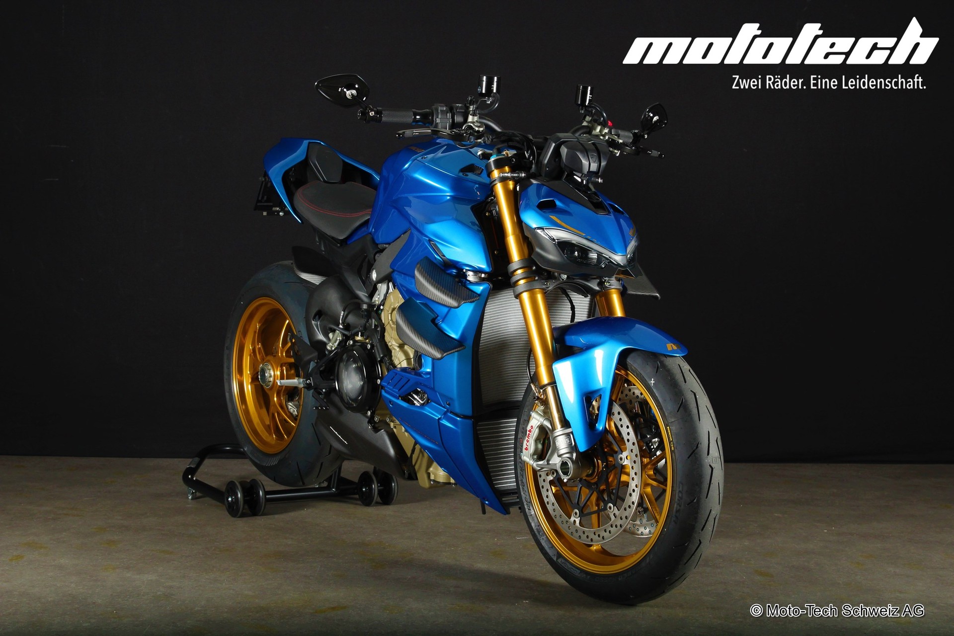 DUCATI Streetfighter V4 S-image-0