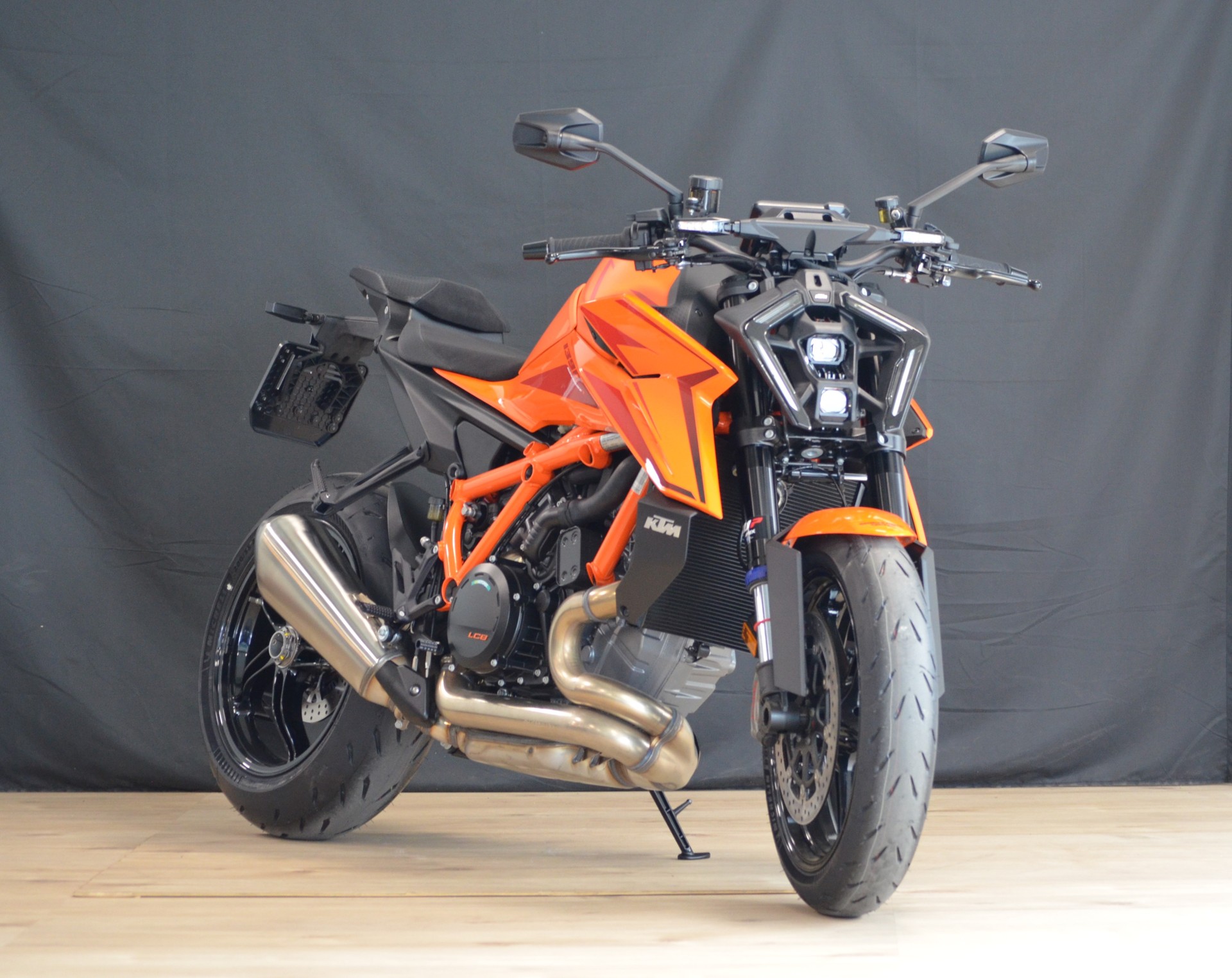 KTM 1390 Super Duke R EVO