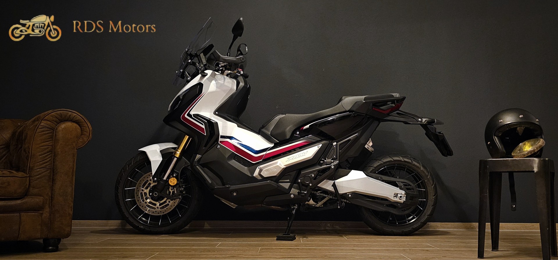HONDA X-ADV 750 ABS-showroom-element-2