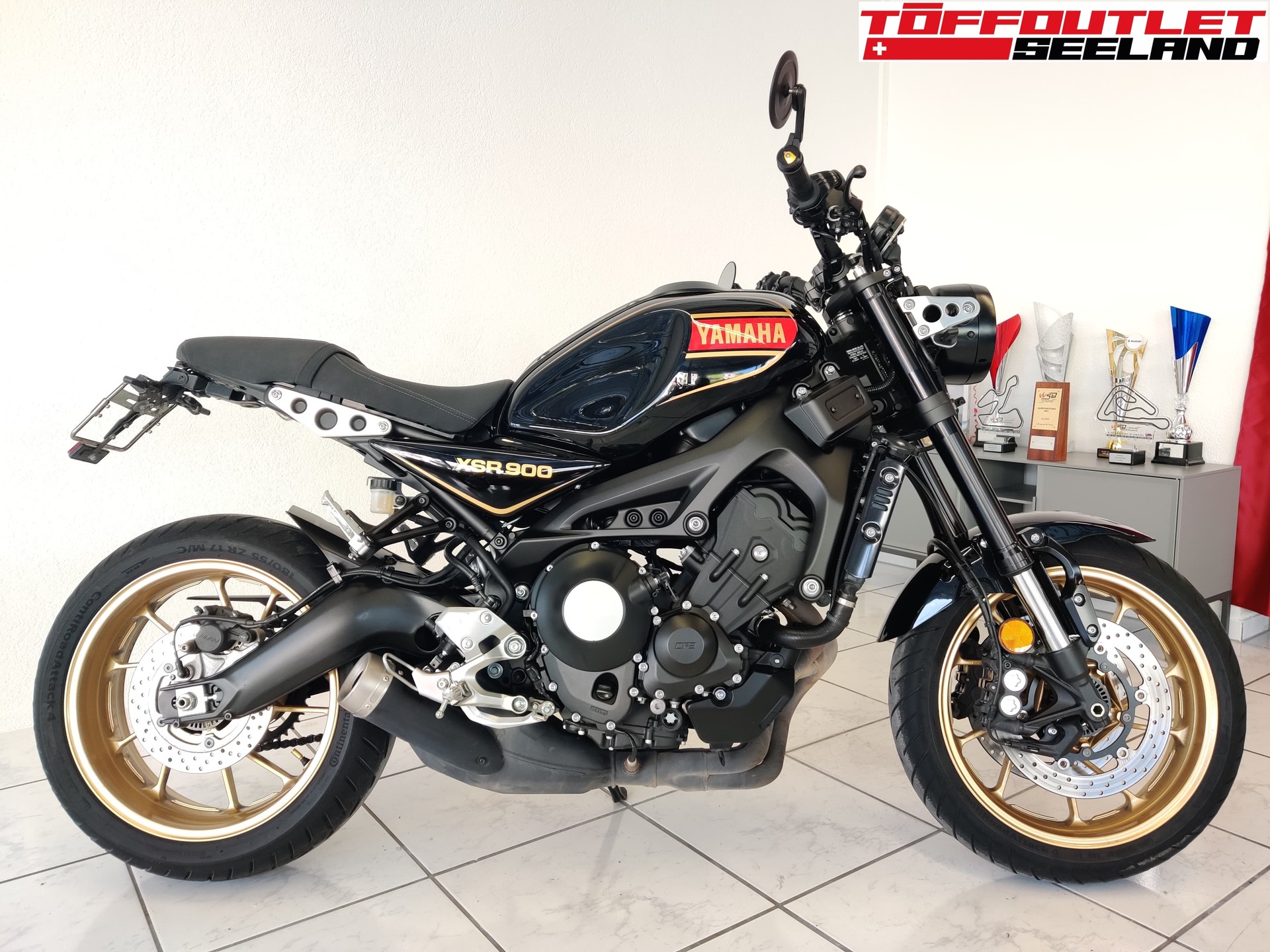 YAMAHA XSR 900 80 Black