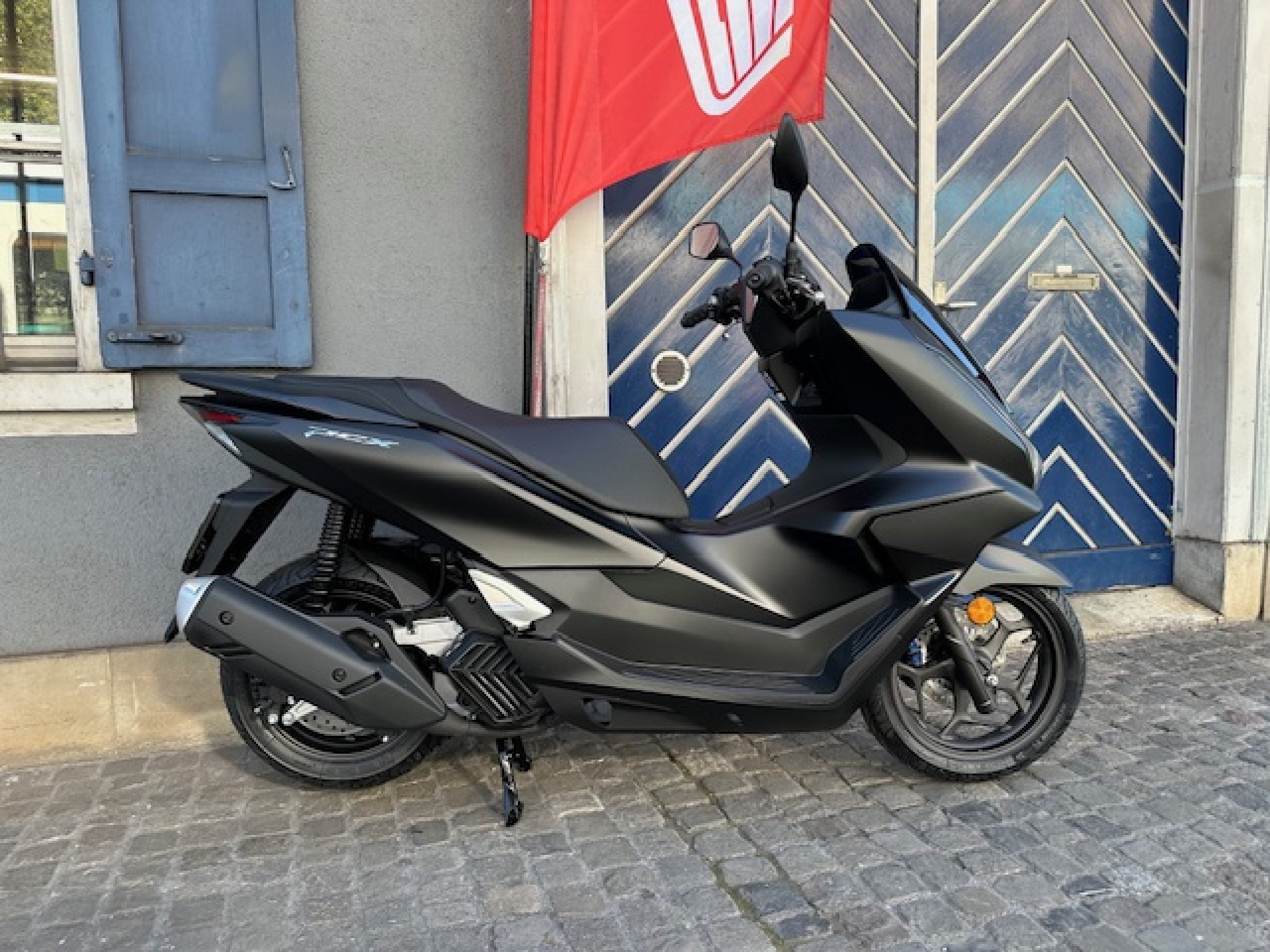 HONDA PCX 125 Modell 2025 Standard/ Promo Lernfahrausweis-image-0