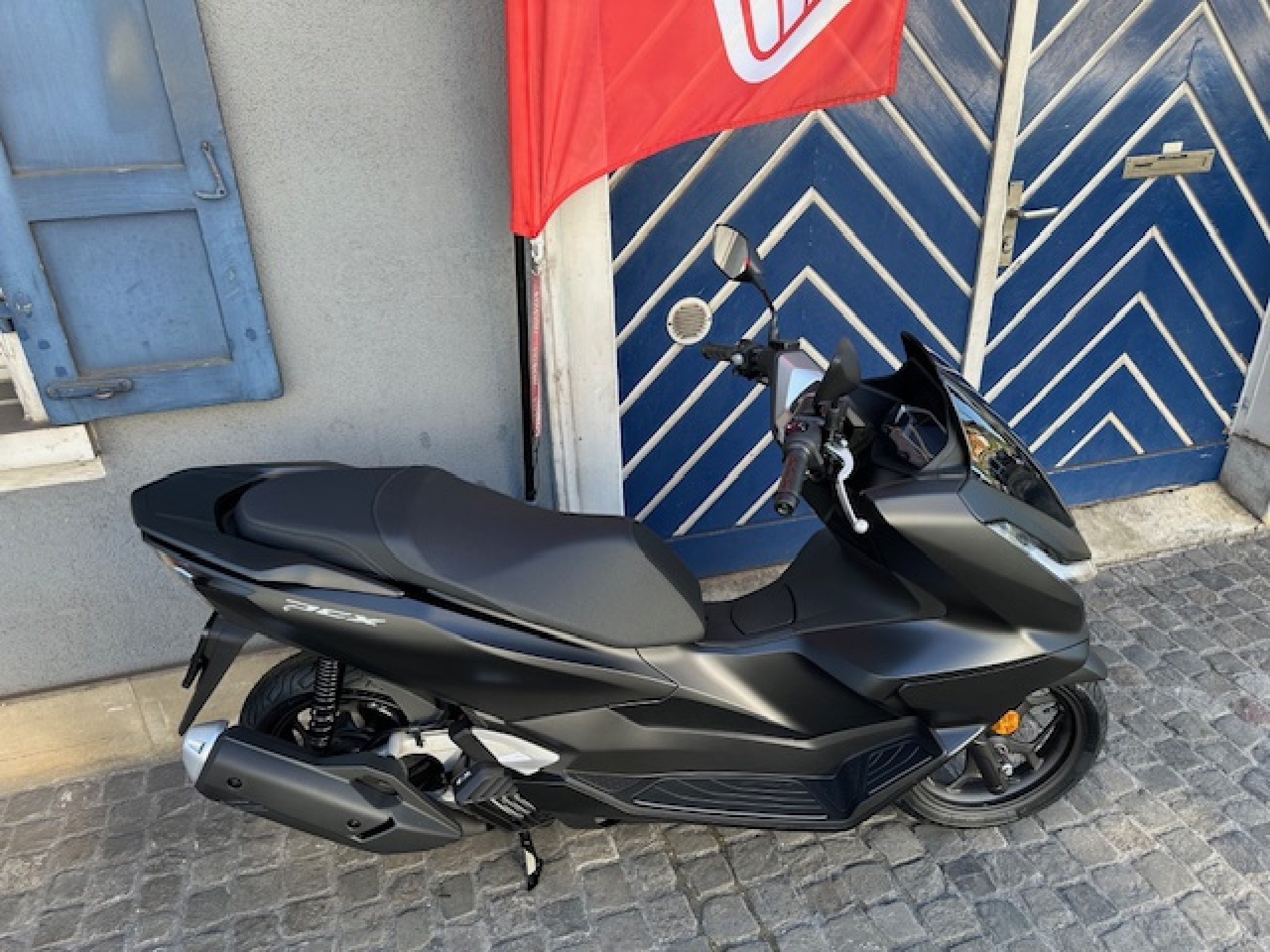 HONDA PCX 125 Modell 2025 Standard/ Promo Lernfahrausweis-image-3