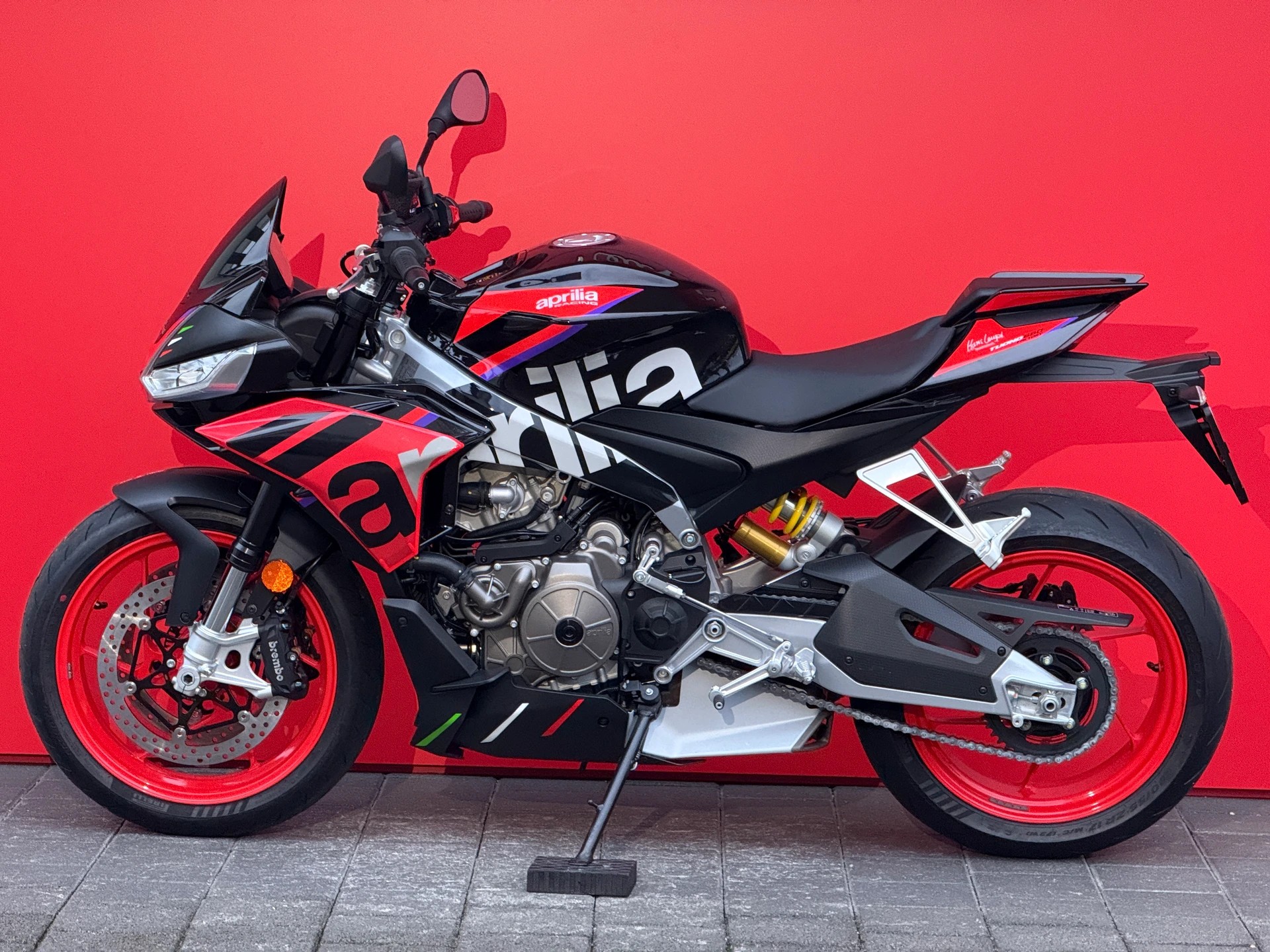 APRILIA Tuono 660 Factory GP REPLICA-showroom-element-3