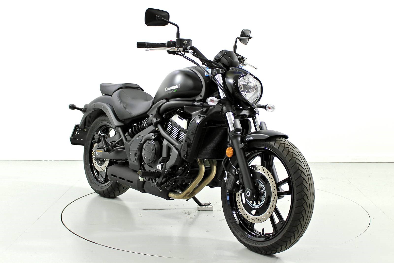 KAWASAKI Vulcan S-showroom-element-1