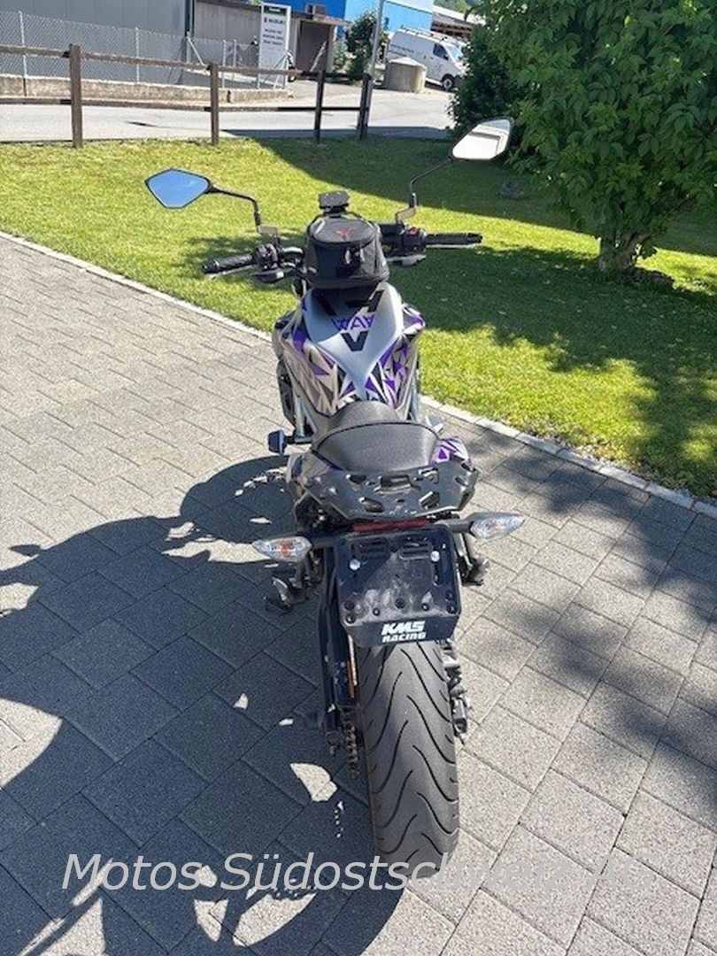 KAWASAKI Z650-image-1