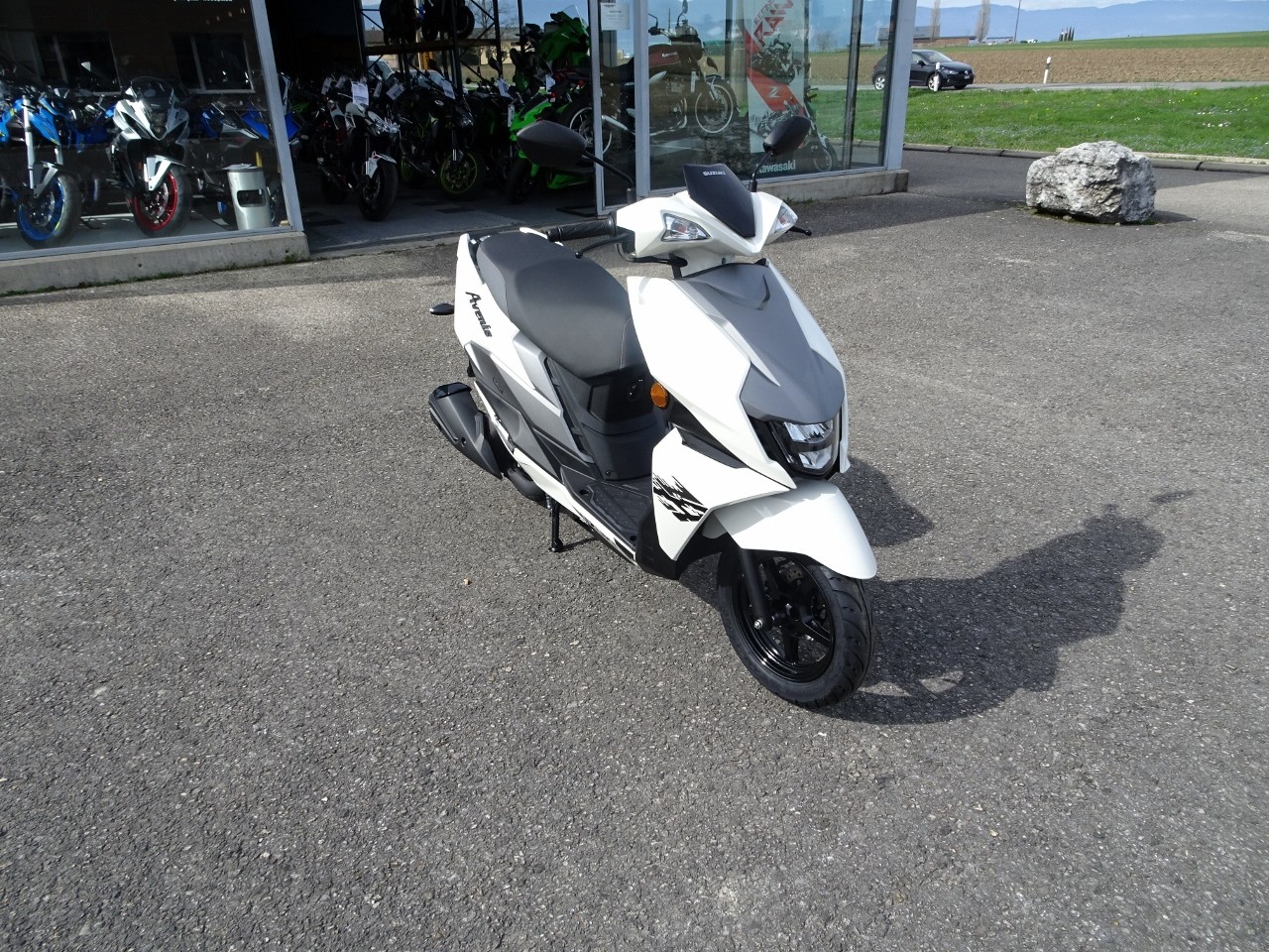 SUZUKI UN 125 Avenis