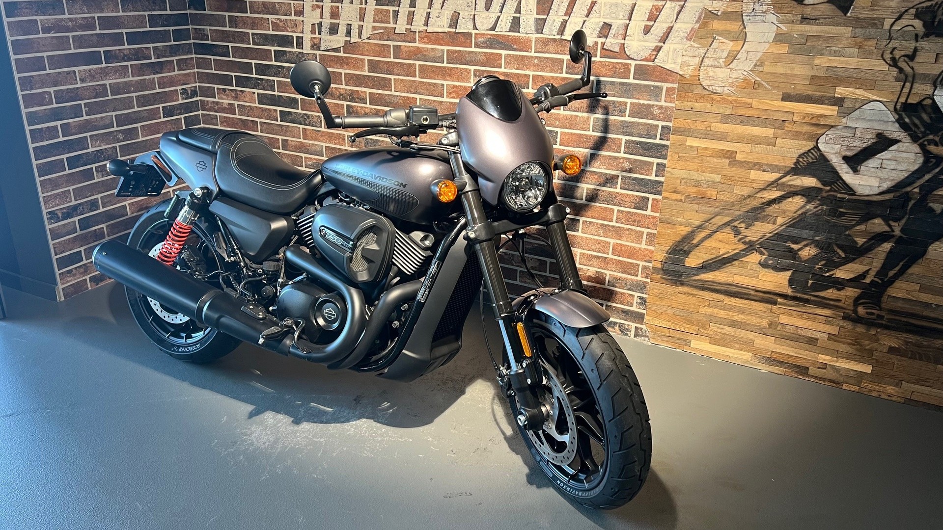 HARLEY-DAVIDSON XG 750 Street Rod-showroom-element-3