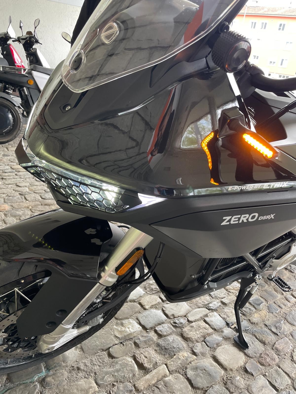 ZERO DSR/X ZF 17.3-showroom-element-3