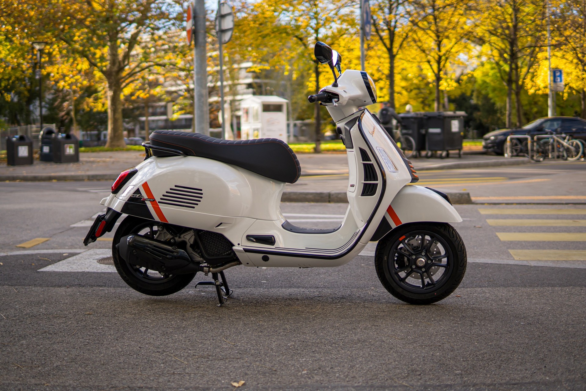 PIAGGIO Vespa GTS 125 Super Sport ABS-image-4