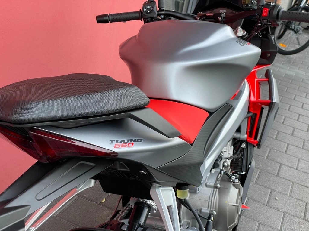 APRILIA Tuono 660-image-14