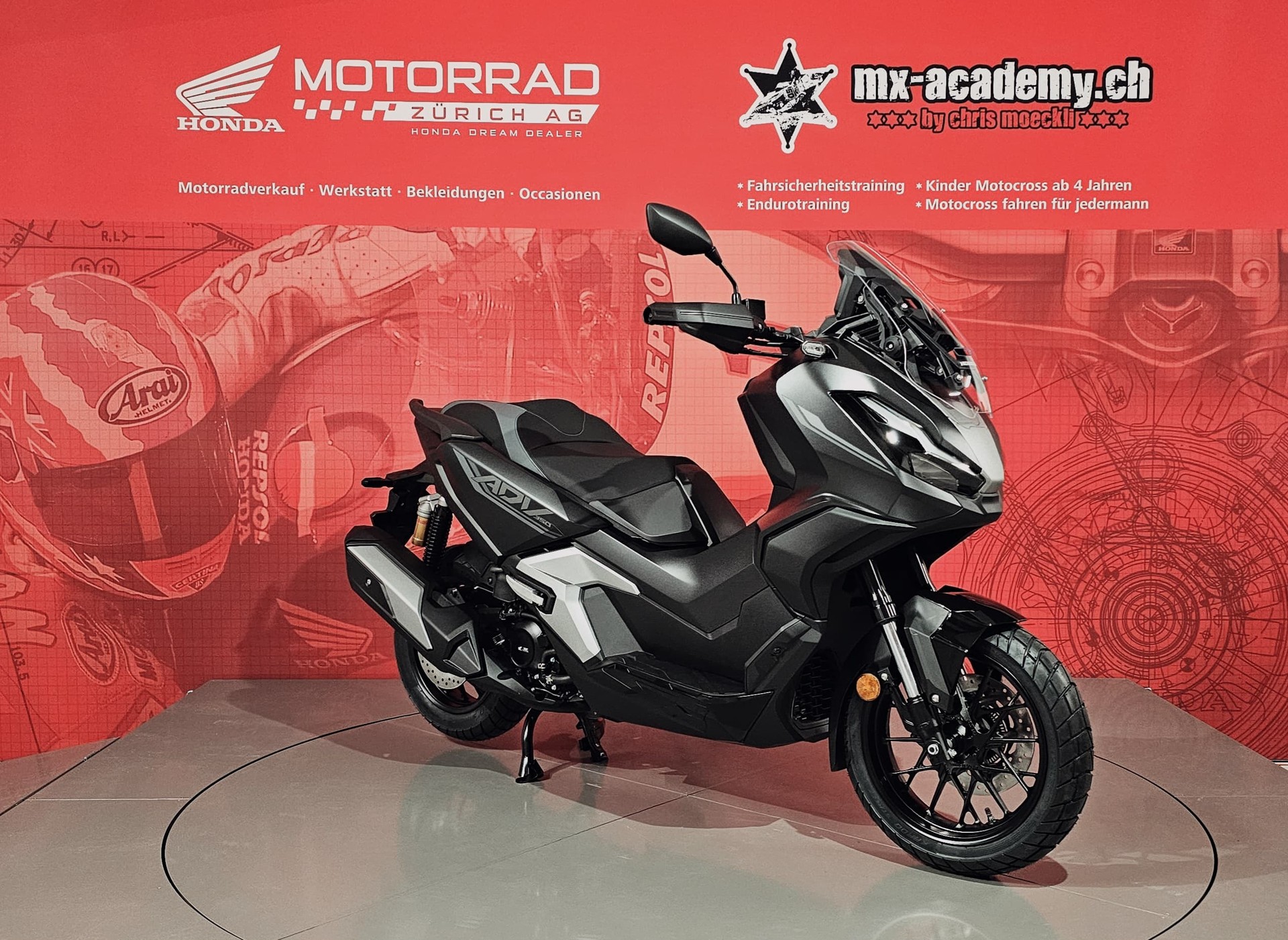 HONDA ADV 350-showroom-element-1