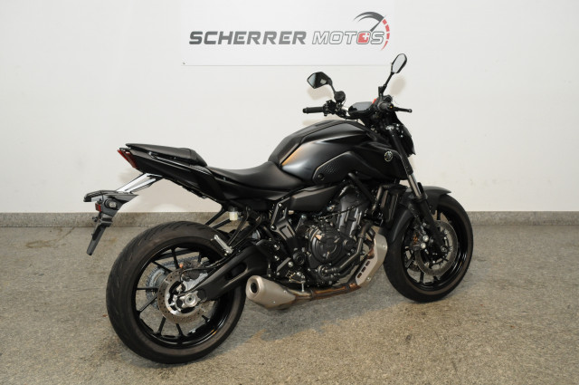 YAMAHA MT-07 (35KW)-showroom-element-1